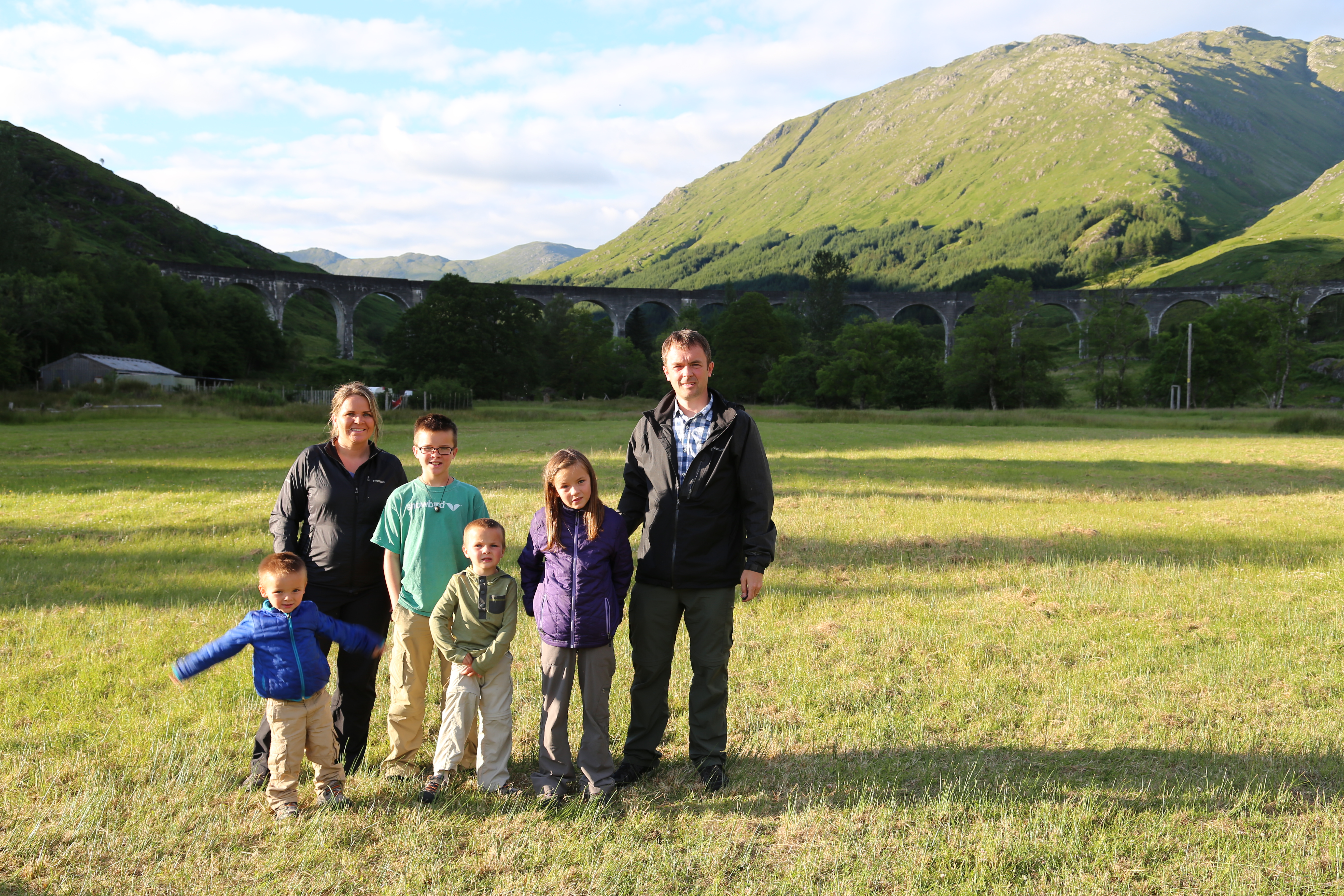 2014 Europe Trip Day 26 - Scotland (Ardachy House Yurt, Heilan' Coo, Fionnphort-Iona Ferry, Iona Nunnery, Iona Abbey (Britain Christianity Birthplace), Scottish Heather, Tobermory-Kilchoan Ferry, Castle Tioram, Glenfinnan Monument, Biting Midges!)