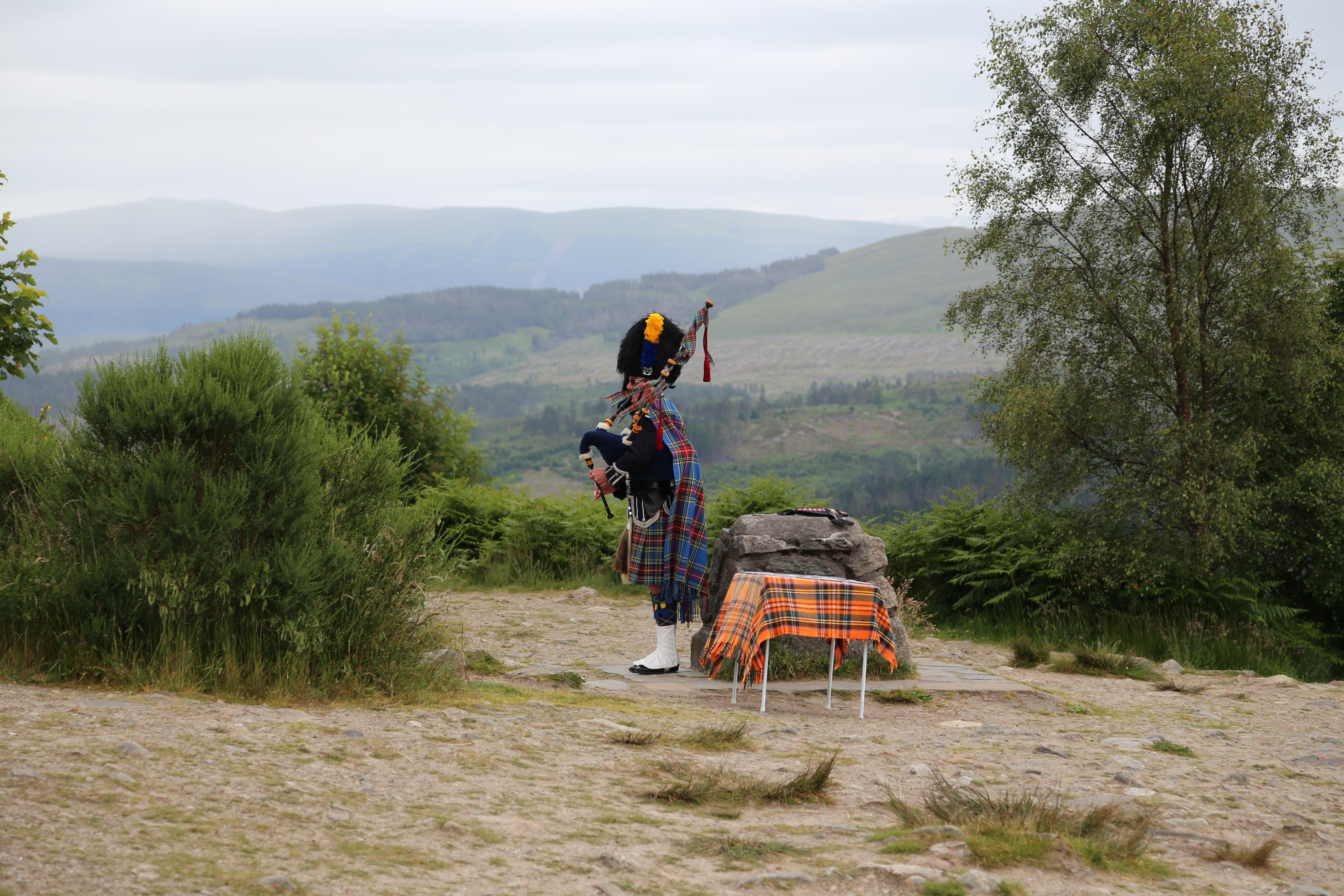 2014 Europe Trip Day 27 - Scotland (Muesli, Hogwarts Express Train (Jacobite Steam Train, Glenfinnan Viaduct), Fort William, Ben Nevis, Highland Bagpiper, Eilean Donan Castle, Isle of Skye, Portree, Old Man of Storr, Kilt Rock, Uig, Quiraing, Peat Fields)