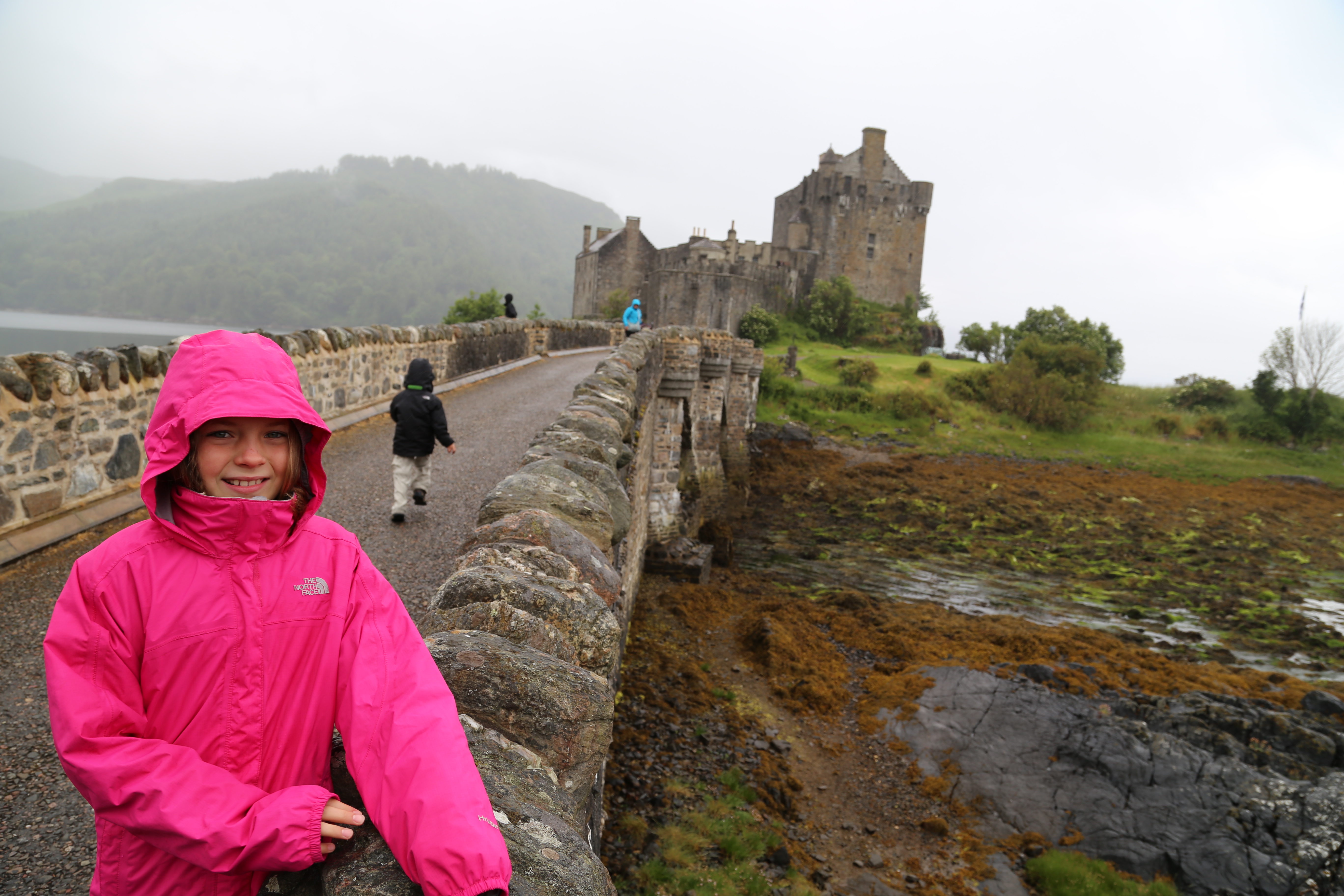 2014 Europe Trip Day 27 - Scotland (Muesli, Hogwarts Express Train (Jacobite Steam Train, Glenfinnan Viaduct), Fort William, Ben Nevis, Highland Bagpiper, Eilean Donan Castle, Isle of Skye, Portree, Old Man of Storr, Kilt Rock, Uig, Quiraing, Peat Fields)