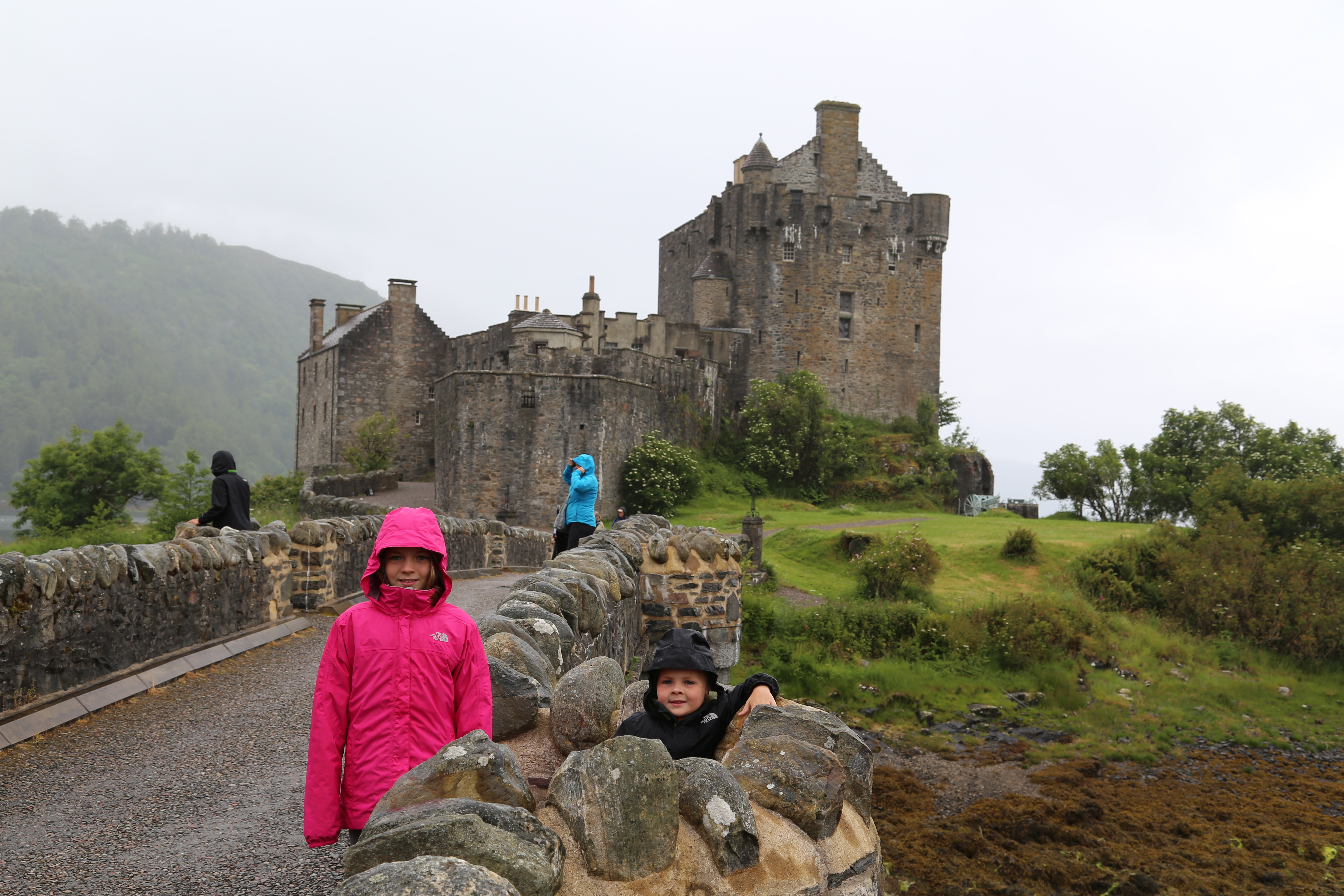 2014 Europe Trip Day 27 - Scotland (Muesli, Hogwarts Express Train (Jacobite Steam Train, Glenfinnan Viaduct), Fort William, Ben Nevis, Highland Bagpiper, Eilean Donan Castle, Isle of Skye, Portree, Old Man of Storr, Kilt Rock, Uig, Quiraing, Peat Fields)