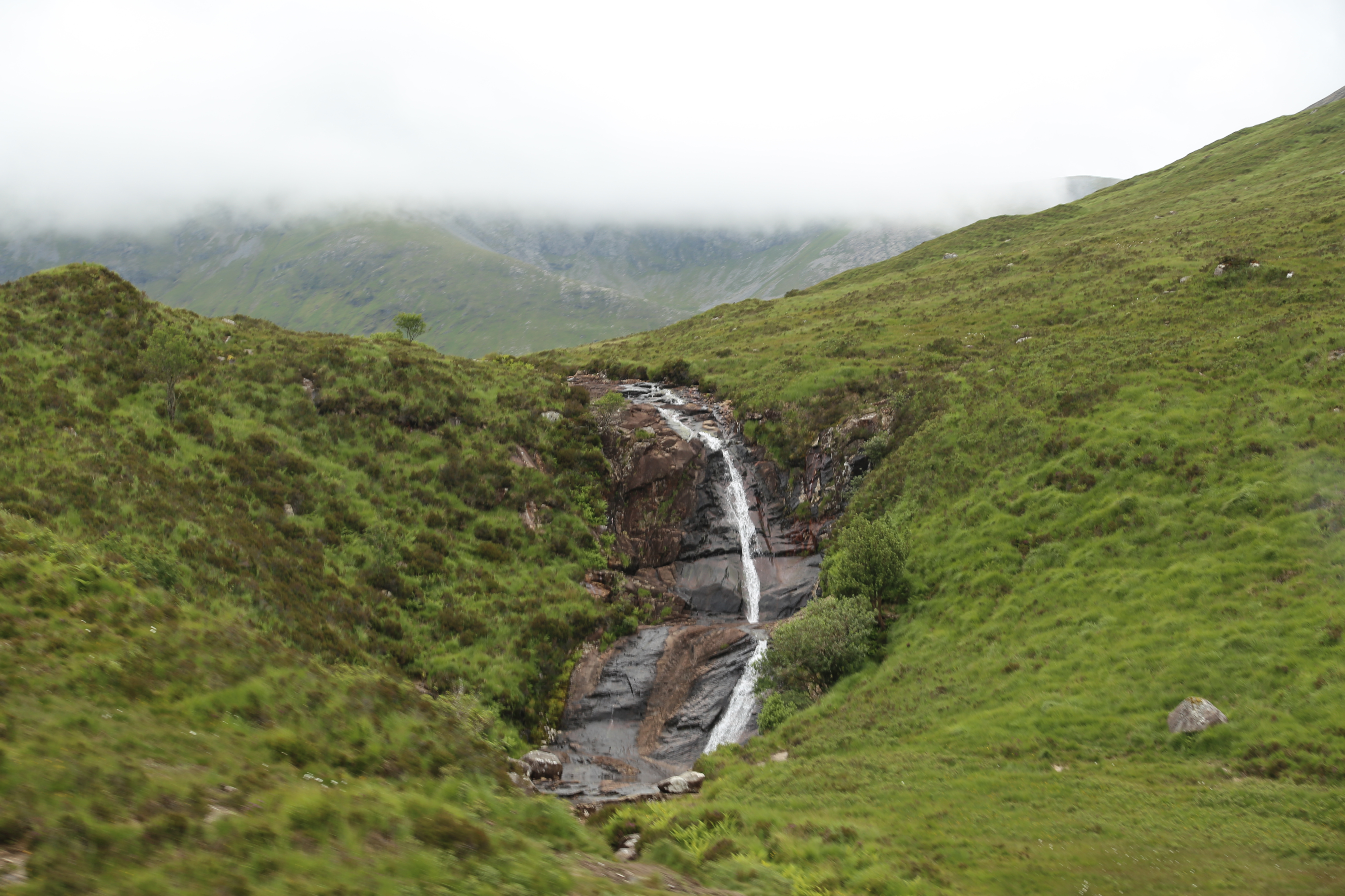 2014 Europe Trip Day 27 - Scotland (Muesli, Hogwarts Express Train (Jacobite Steam Train, Glenfinnan Viaduct), Fort William, Ben Nevis, Highland Bagpiper, Eilean Donan Castle, Isle of Skye, Portree, Old Man of Storr, Kilt Rock, Uig, Quiraing, Peat Fields)