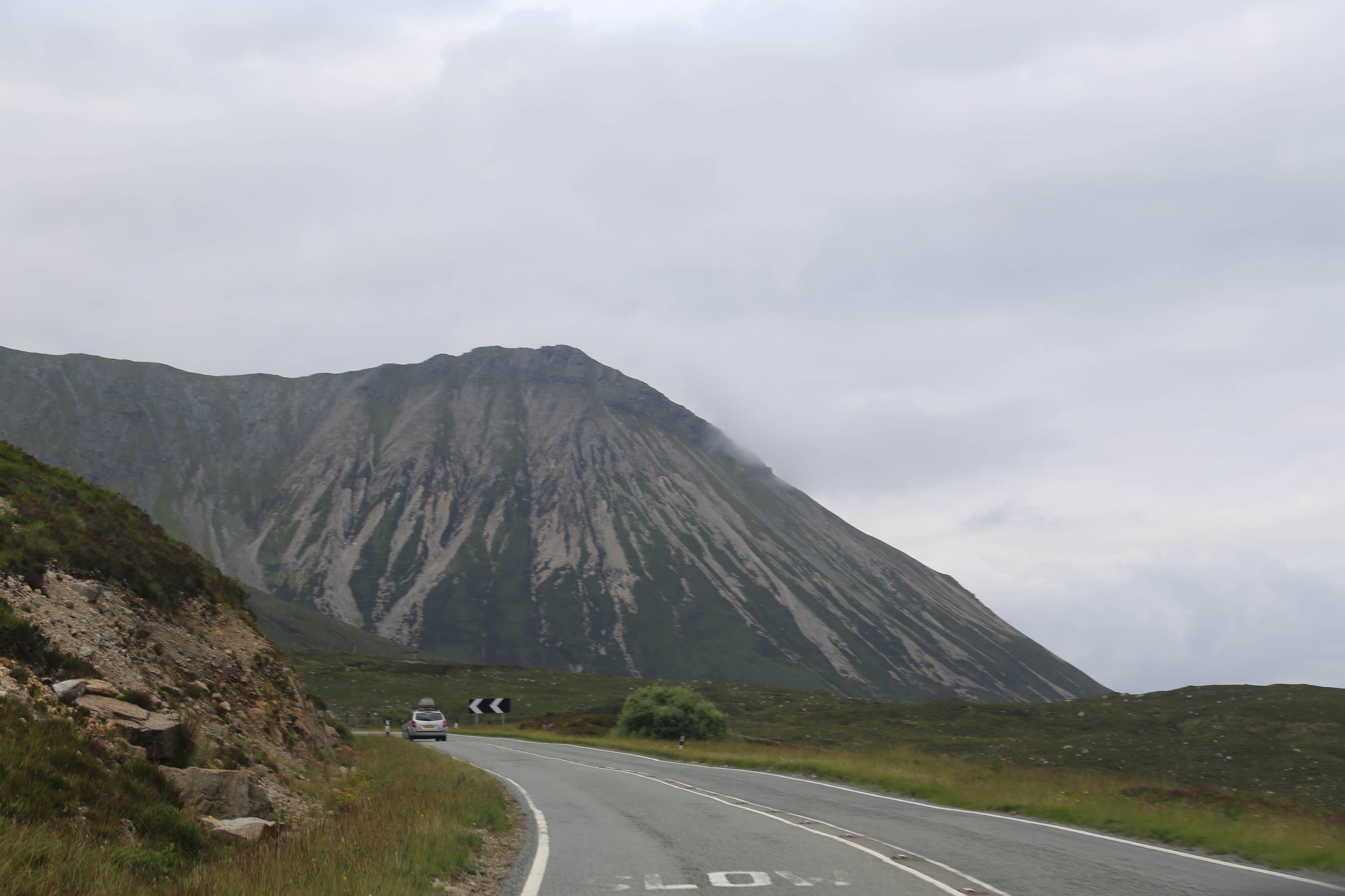 2014 Europe Trip Day 27 - Scotland (Muesli, Hogwarts Express Train (Jacobite Steam Train, Glenfinnan Viaduct), Fort William, Ben Nevis, Highland Bagpiper, Eilean Donan Castle, Isle of Skye, Portree, Old Man of Storr, Kilt Rock, Uig, Quiraing, Peat Fields)