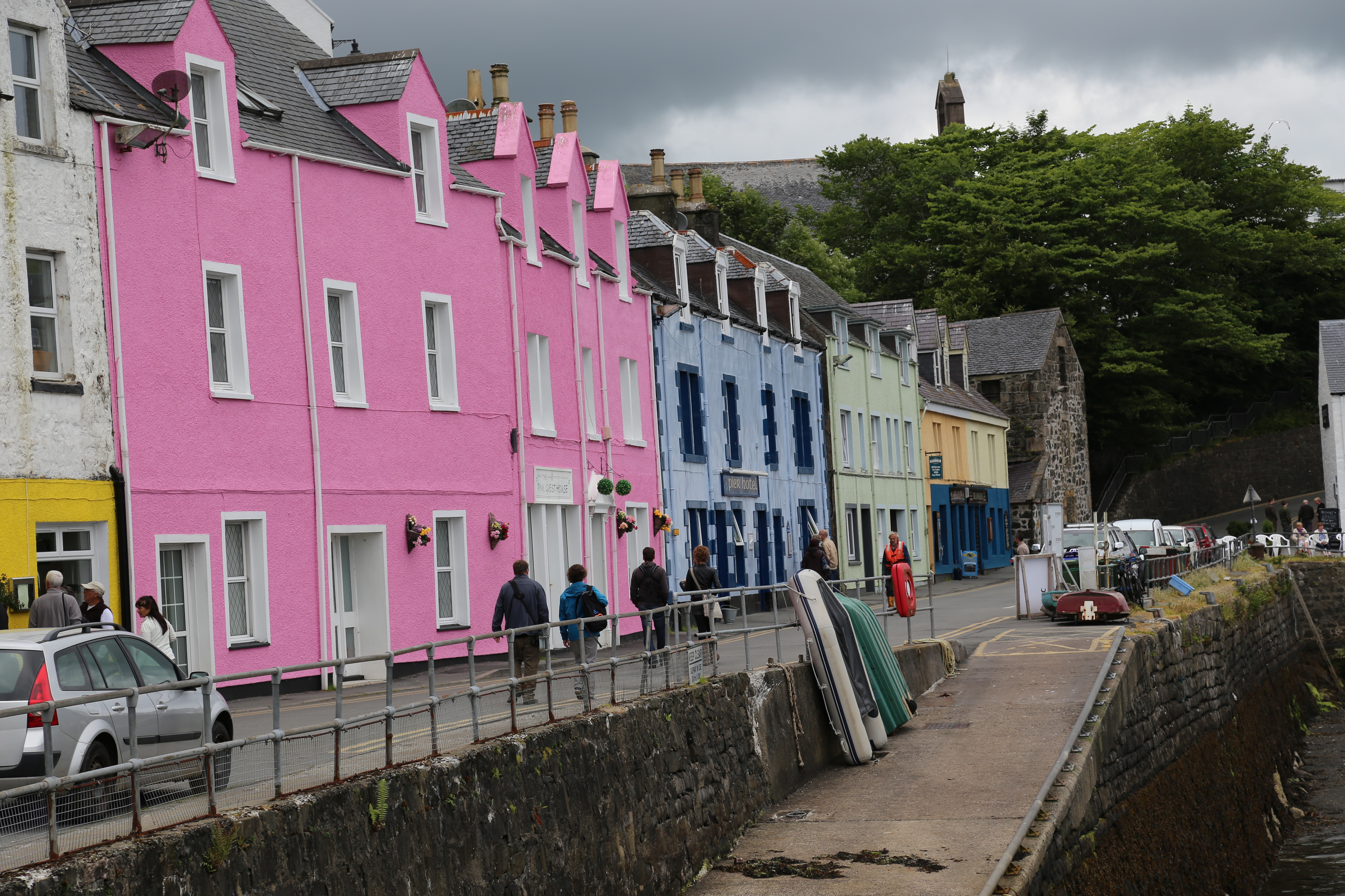 2014 Europe Trip Day 27 - Scotland (Muesli, Hogwarts Express Train (Jacobite Steam Train, Glenfinnan Viaduct), Fort William, Ben Nevis, Highland Bagpiper, Eilean Donan Castle, Isle of Skye, Portree, Old Man of Storr, Kilt Rock, Uig, Quiraing, Peat Fields)