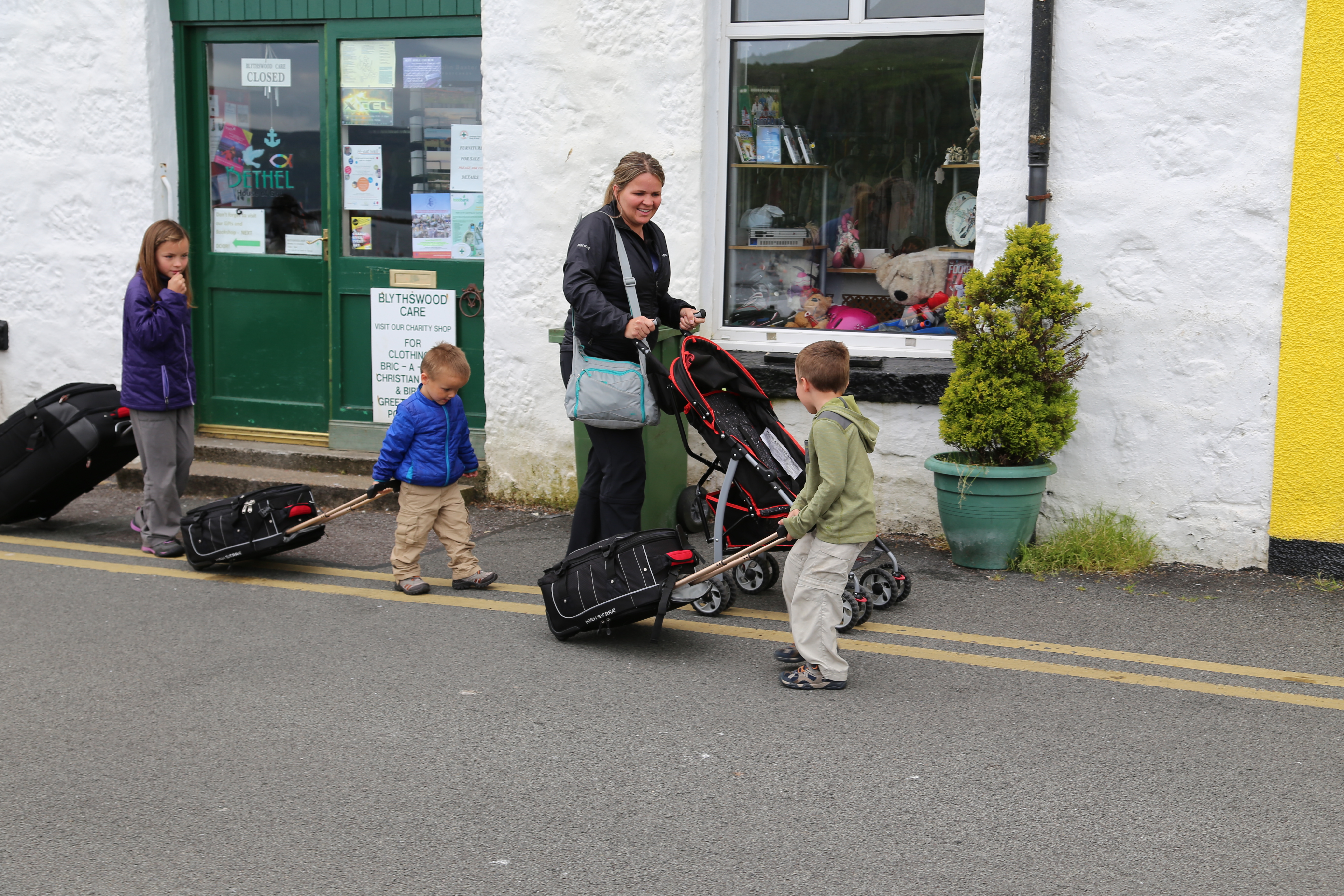 2014 Europe Trip Day 27 - Scotland (Muesli, Hogwarts Express Train (Jacobite Steam Train, Glenfinnan Viaduct), Fort William, Ben Nevis, Highland Bagpiper, Eilean Donan Castle, Isle of Skye, Portree, Old Man of Storr, Kilt Rock, Uig, Quiraing, Peat Fields)