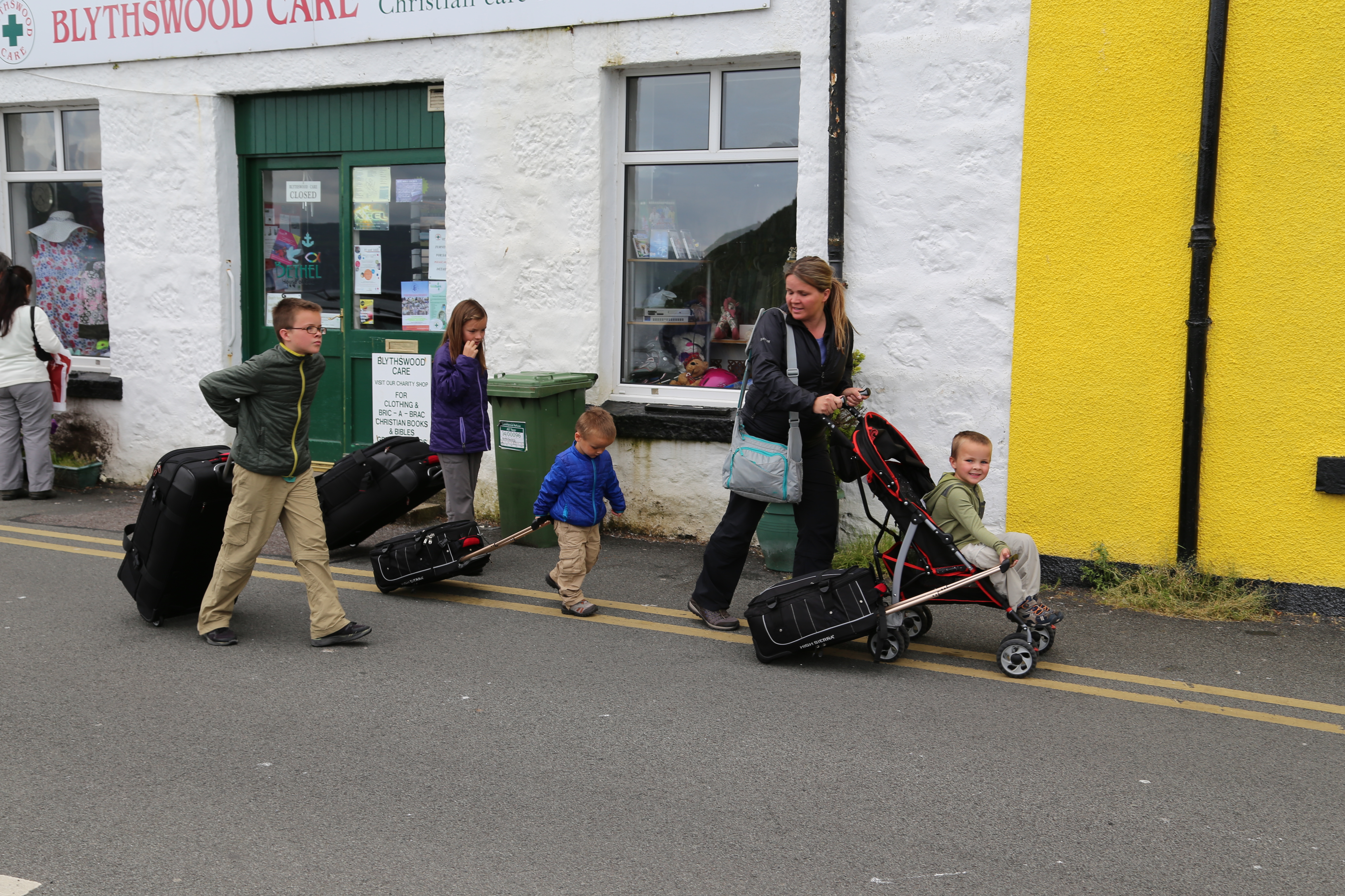 2014 Europe Trip Day 27 - Scotland (Muesli, Hogwarts Express Train (Jacobite Steam Train, Glenfinnan Viaduct), Fort William, Ben Nevis, Highland Bagpiper, Eilean Donan Castle, Isle of Skye, Portree, Old Man of Storr, Kilt Rock, Uig, Quiraing, Peat Fields)