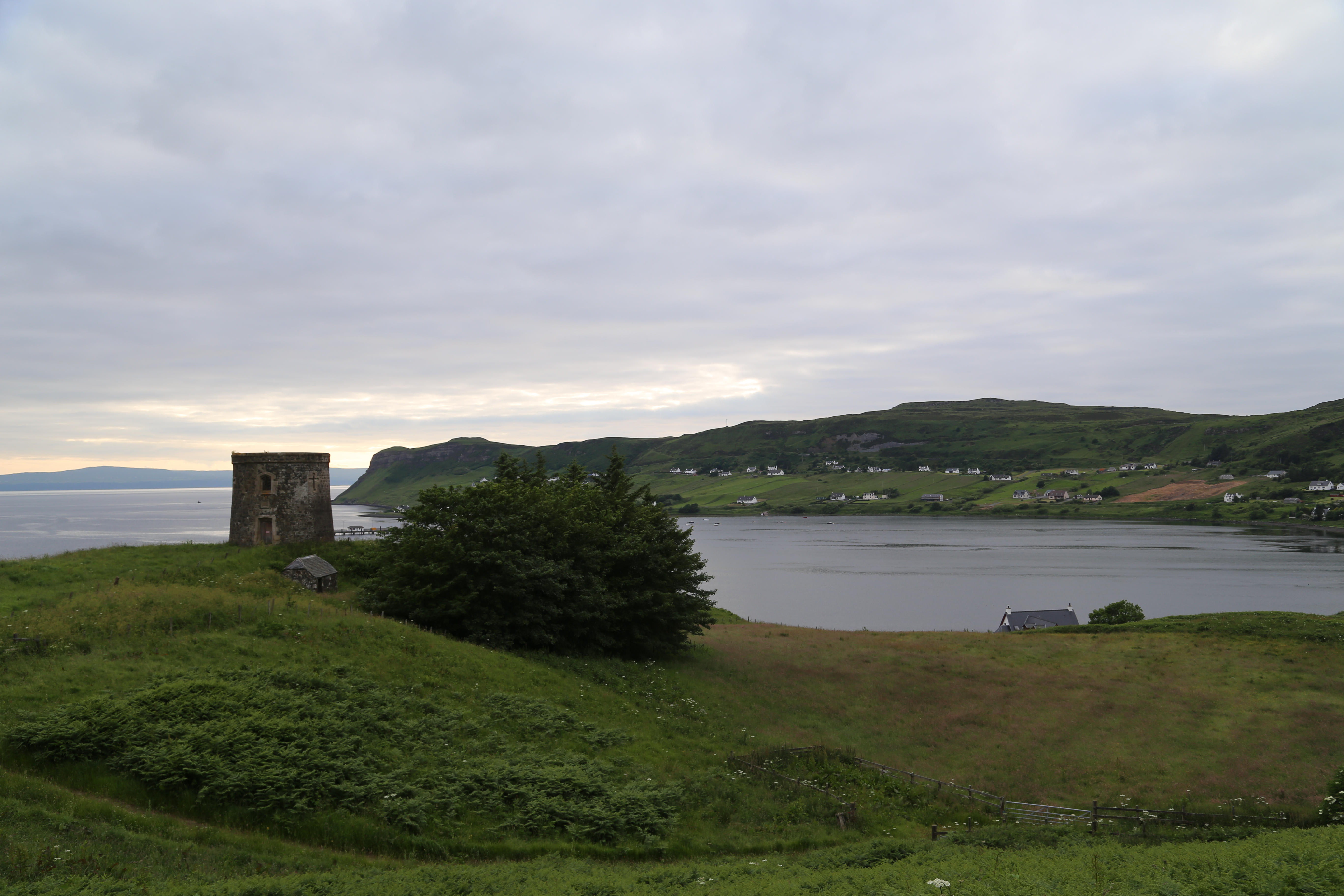 2014 Europe Trip Day 27 - Scotland (Muesli, Hogwarts Express Train (Jacobite Steam Train, Glenfinnan Viaduct), Fort William, Ben Nevis, Highland Bagpiper, Eilean Donan Castle, Isle of Skye, Portree, Old Man of Storr, Kilt Rock, Uig, Quiraing, Peat Fields)