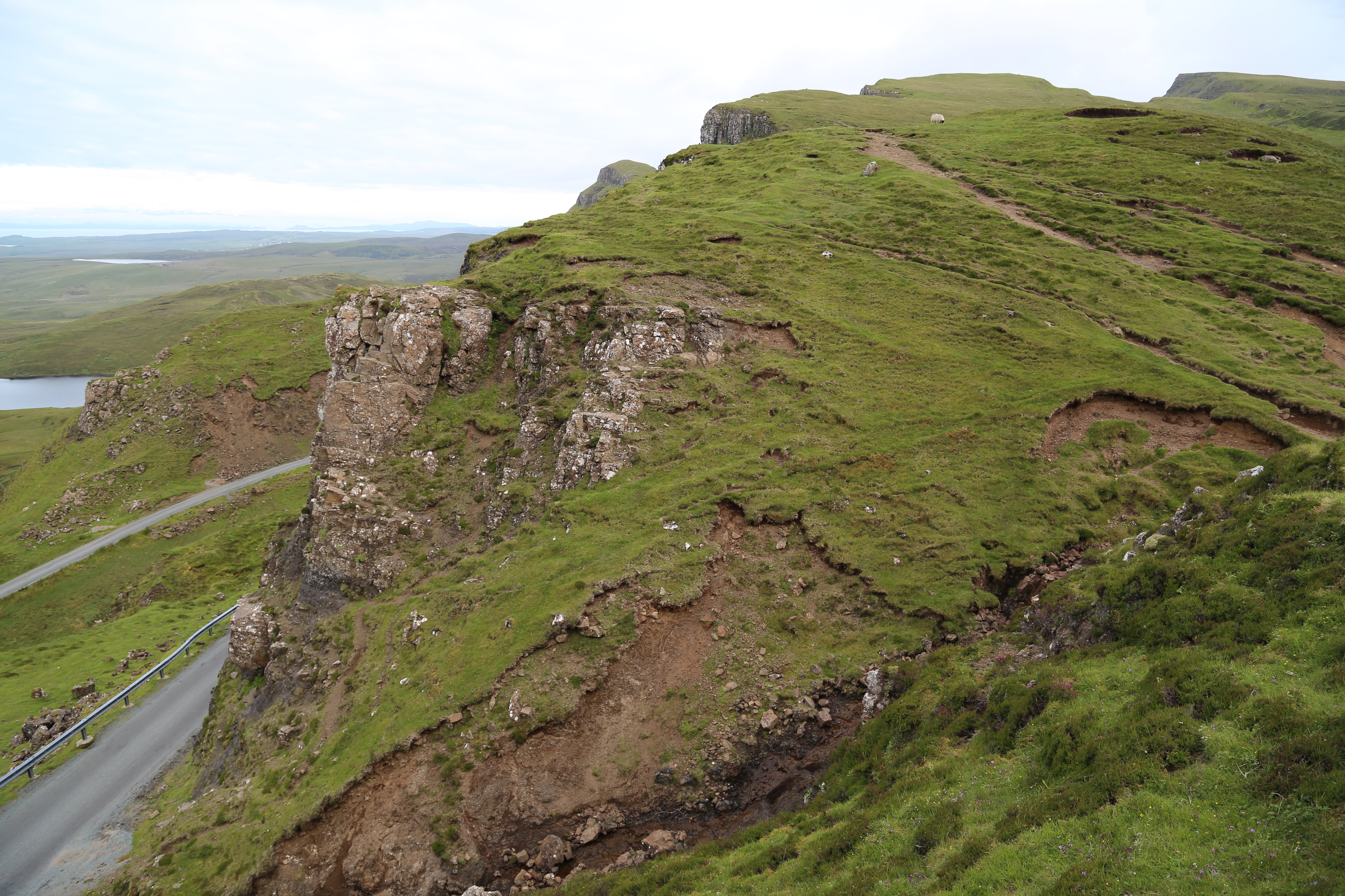 2014 Europe Trip Day 27 - Scotland (Muesli, Hogwarts Express Train (Jacobite Steam Train, Glenfinnan Viaduct), Fort William, Ben Nevis, Highland Bagpiper, Eilean Donan Castle, Isle of Skye, Portree, Old Man of Storr, Kilt Rock, Uig, Quiraing, Peat Fields)