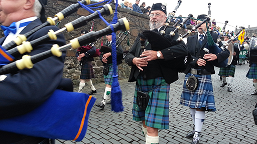 2014 Europe Trip Day 24 - Scotland (Crookston Castle, Paisley Missionary Flat (Walker Street), Lawn Bowling Pitch, Irn Bru, Church of the Holy Rude, Stirling Castle, 2014 Pipefest Stirling)