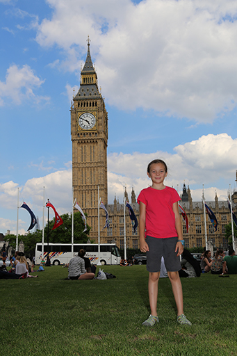 2014 Europe Trip Day 10 - England (J.K. Rowling Home, Changing of the Guard - Buckingham Palace, Hamleys of London (Oldest & Largest Toy Shop in World), Piccadilly Circus, Leicester Square, Trafalgar Square, Big Ben, Indian Food, Tunnock's Caramel Wafers)