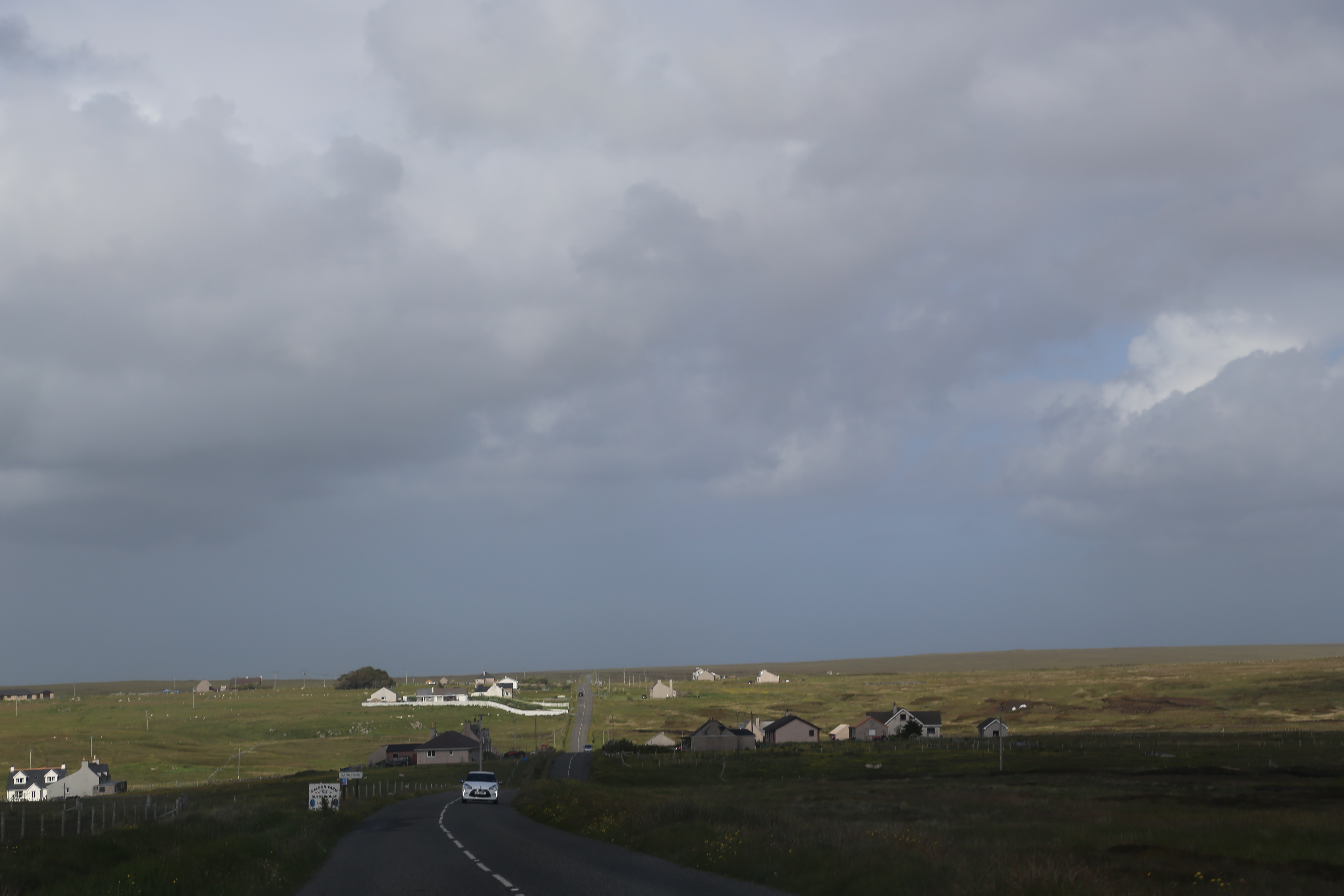 2014 Europe Trip Day 29 - Scotland (Callanish Standing Stones, Dun Carloway Broch, Gearrannan Blackhouse Village, Harris Tweed Weaving Loom, Dailbeag Beach, Arnol Black House, Breanish Tweed, Peat, Steinacleit, Bridge to Nowhere, Traigh Mhor, Rainbow)