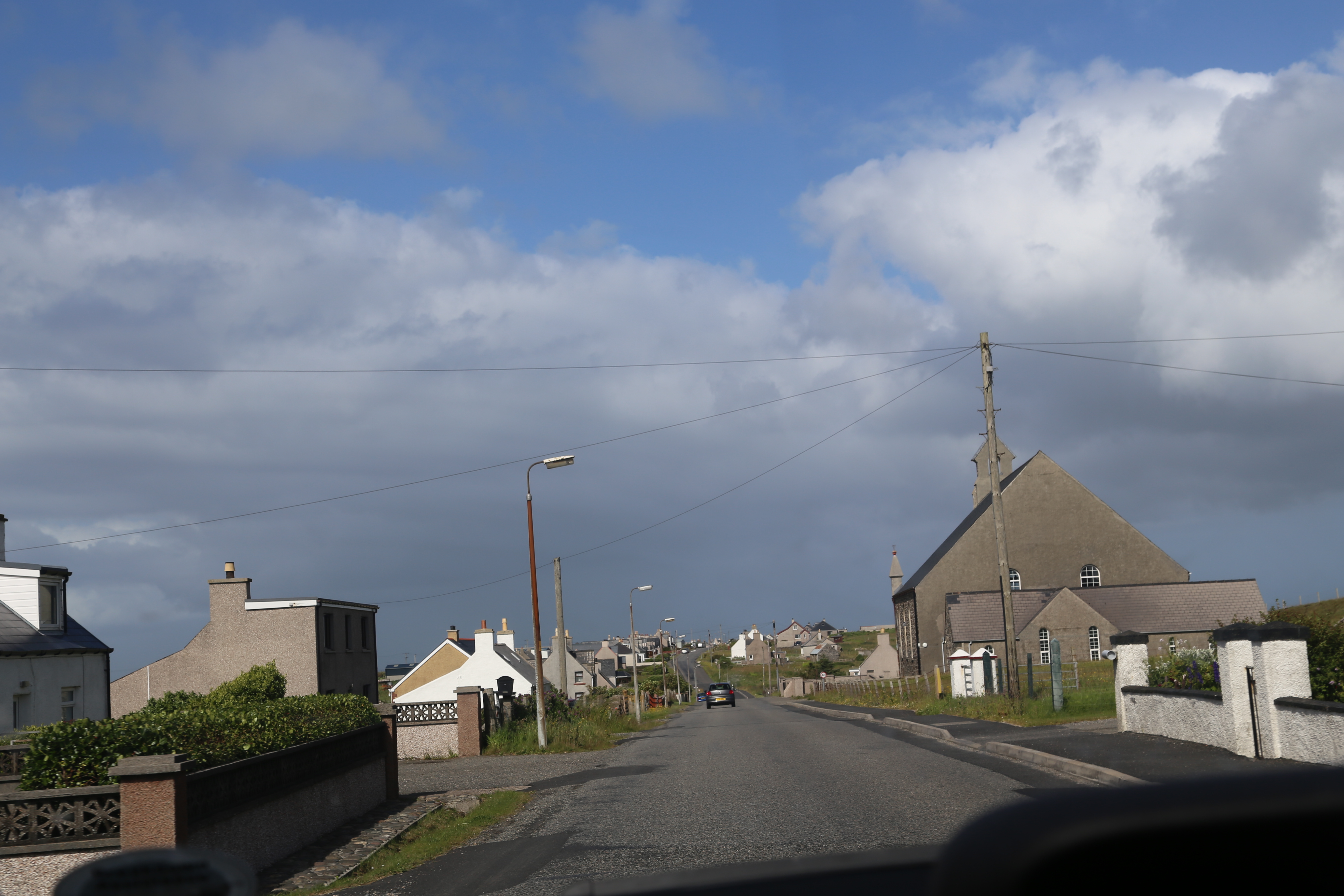 2014 Europe Trip Day 29 - Scotland (Callanish Standing Stones, Dun Carloway Broch, Gearrannan Blackhouse Village, Harris Tweed Weaving Loom, Dailbeag Beach, Arnol Black House, Breanish Tweed, Peat, Steinacleit, Bridge to Nowhere, Traigh Mhor, Rainbow)