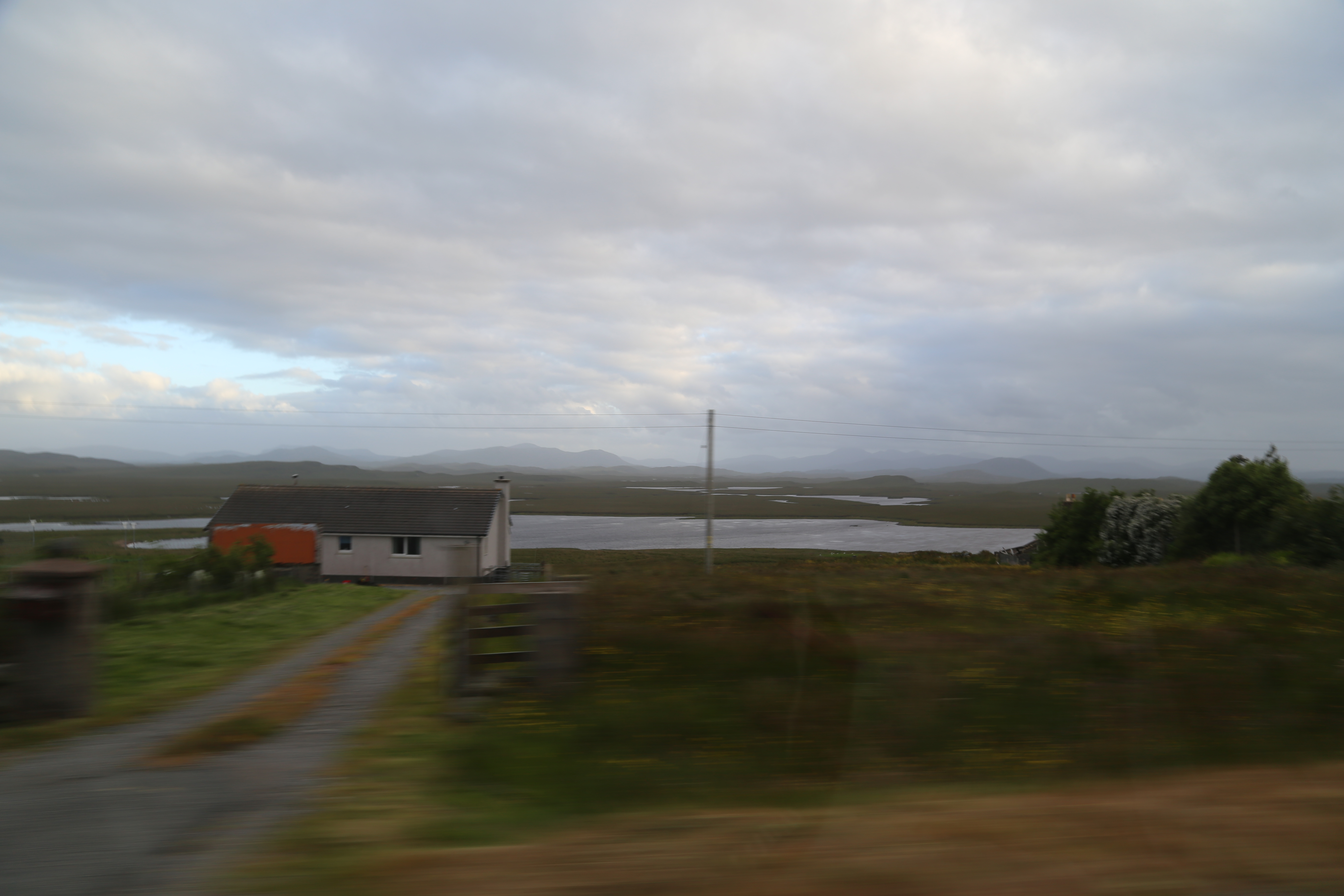 2014 Europe Trip Day 29 - Scotland (Callanish Standing Stones, Dun Carloway Broch, Gearrannan Blackhouse Village, Harris Tweed Weaving Loom, Dailbeag Beach, Arnol Black House, Breanish Tweed, Peat, Steinacleit, Bridge to Nowhere, Traigh Mhor, Rainbow)