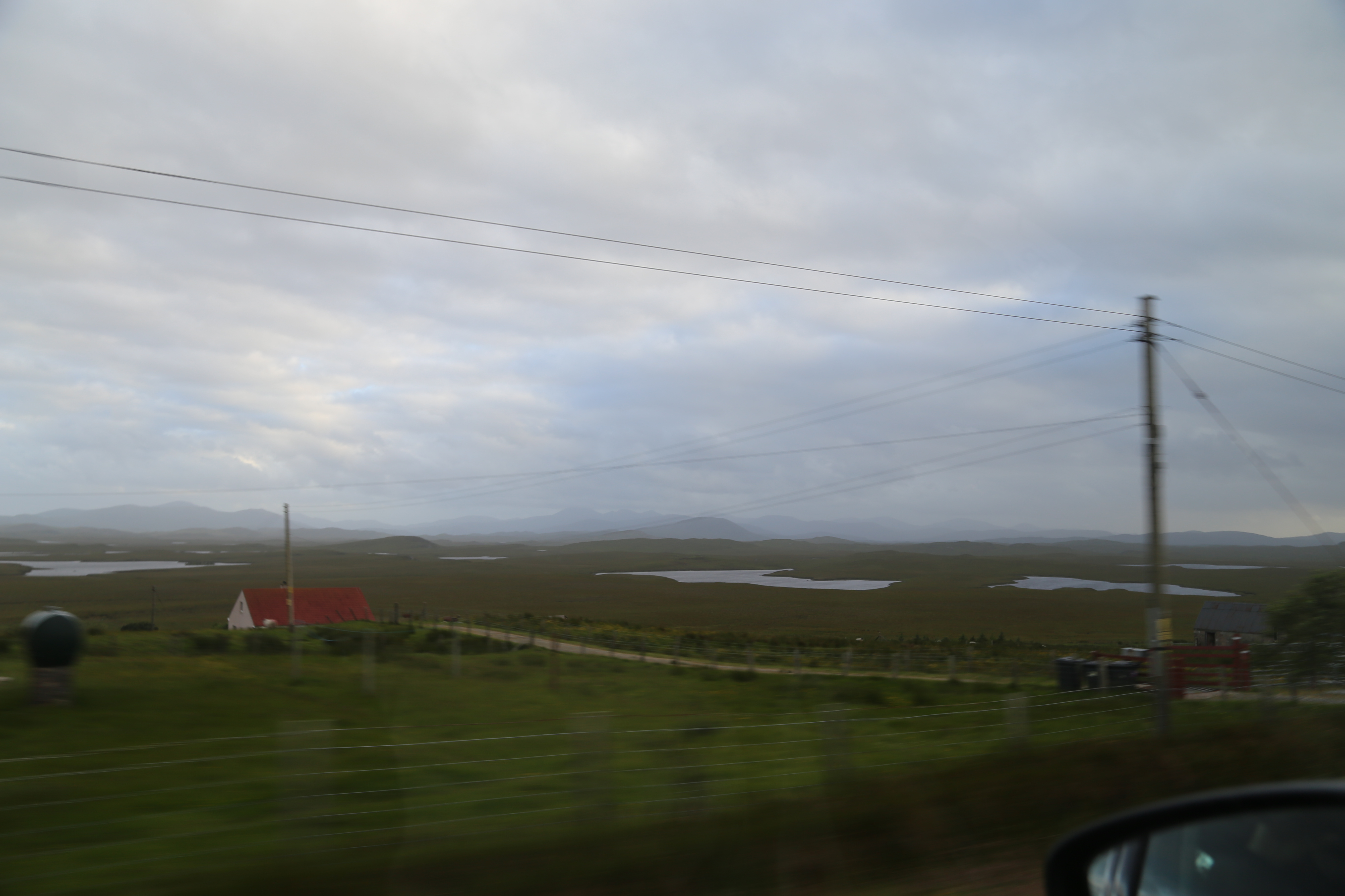 2014 Europe Trip Day 29 - Scotland (Callanish Standing Stones, Dun Carloway Broch, Gearrannan Blackhouse Village, Harris Tweed Weaving Loom, Dailbeag Beach, Arnol Black House, Breanish Tweed, Peat, Steinacleit, Bridge to Nowhere, Traigh Mhor, Rainbow)