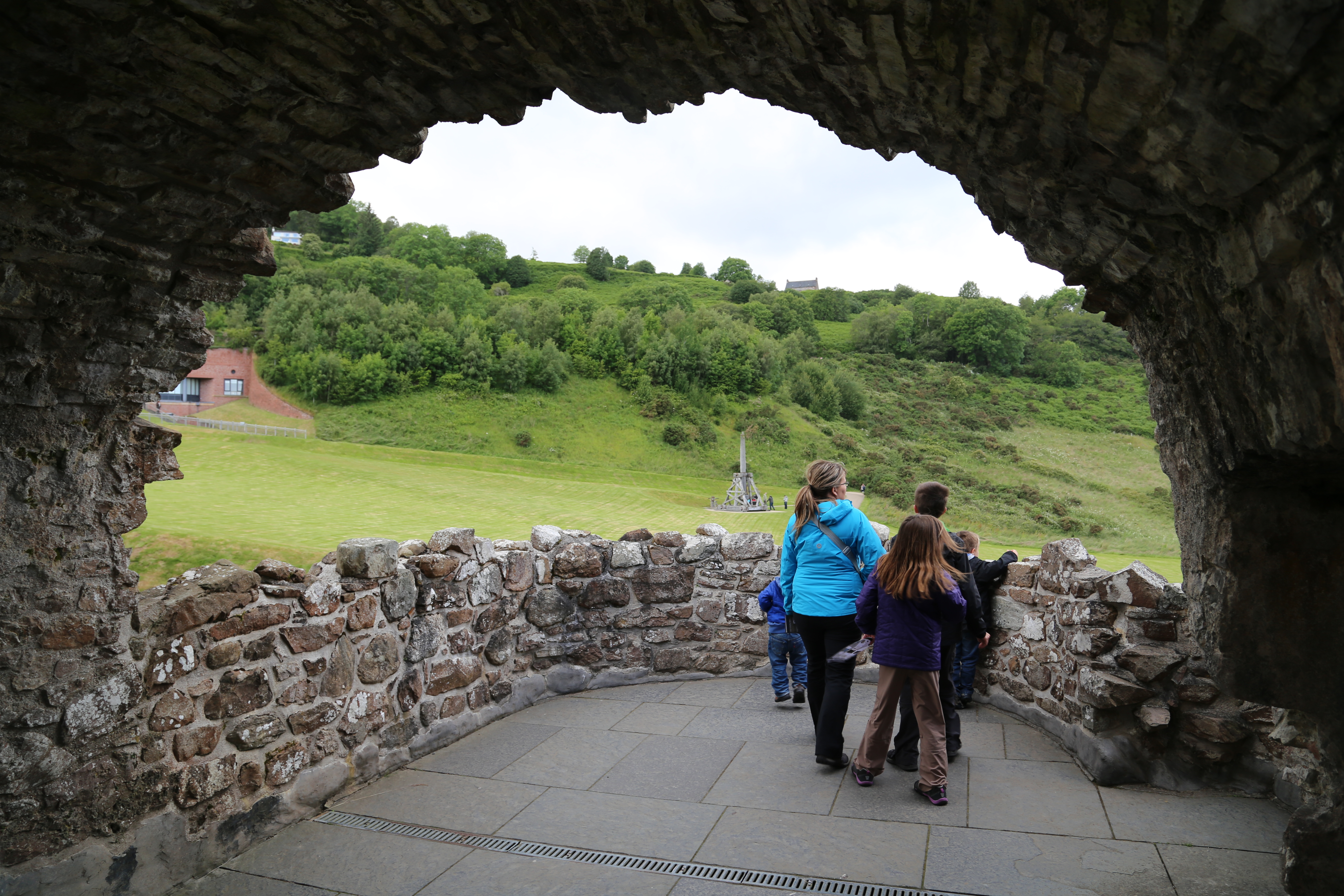 2014 Europe Trip Day 30 - Scotland (Stornoway-Ullapool Ferry, Abhainn Droma, Lilt, Vimto Mini Bonbons, The Loch Ness Centre & Exhibition, Loch Ness Monster, Urquhart Castle, Brodie Castle, Bayview Hotel, Cullen Skink Soup (Smoked Haddock), Cullen Harbour)