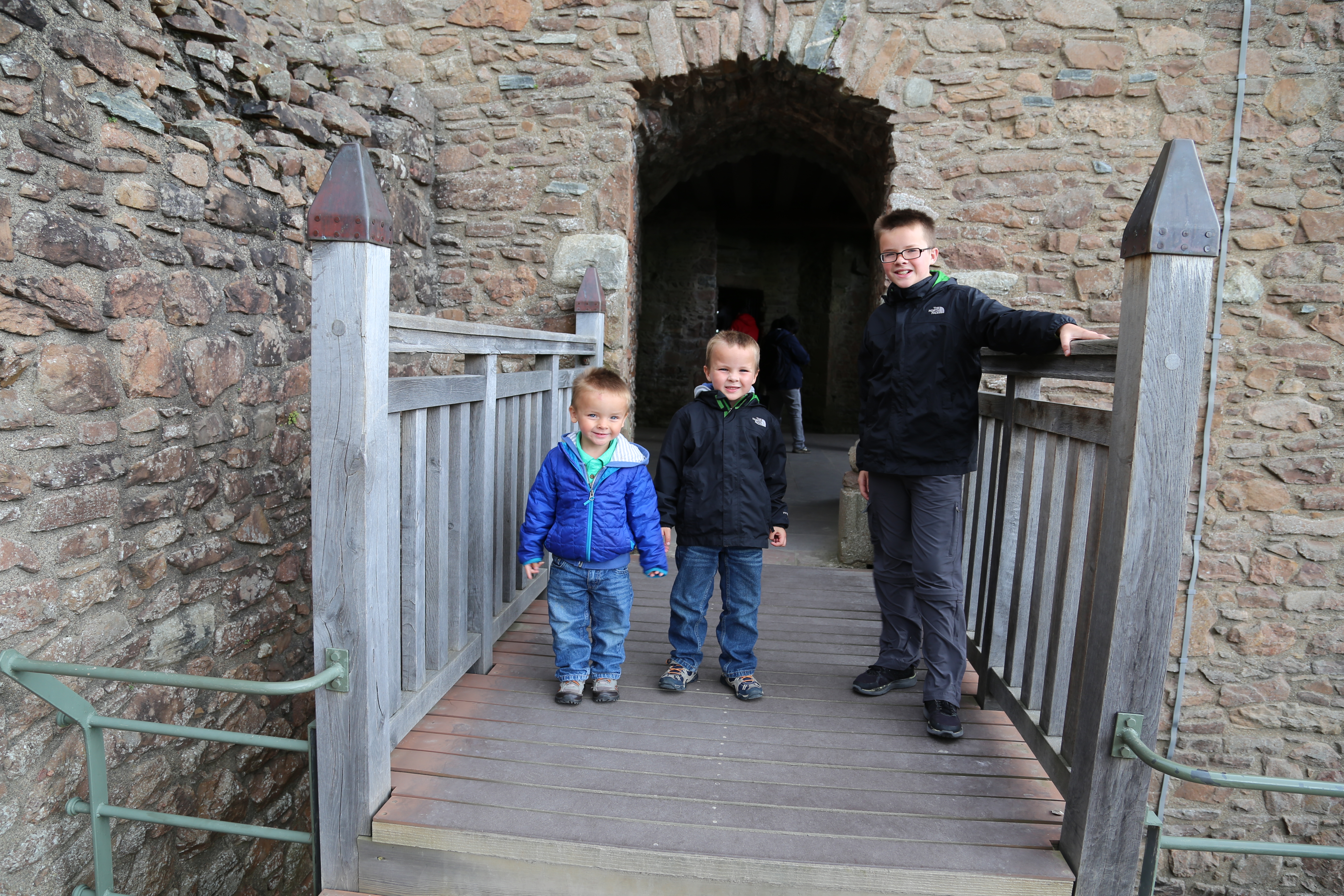 2014 Europe Trip Day 30 - Scotland (Stornoway-Ullapool Ferry, Abhainn Droma, Lilt, Vimto Mini Bonbons, The Loch Ness Centre & Exhibition, Loch Ness Monster, Urquhart Castle, Brodie Castle, Bayview Hotel, Cullen Skink Soup (Smoked Haddock), Cullen Harbour)