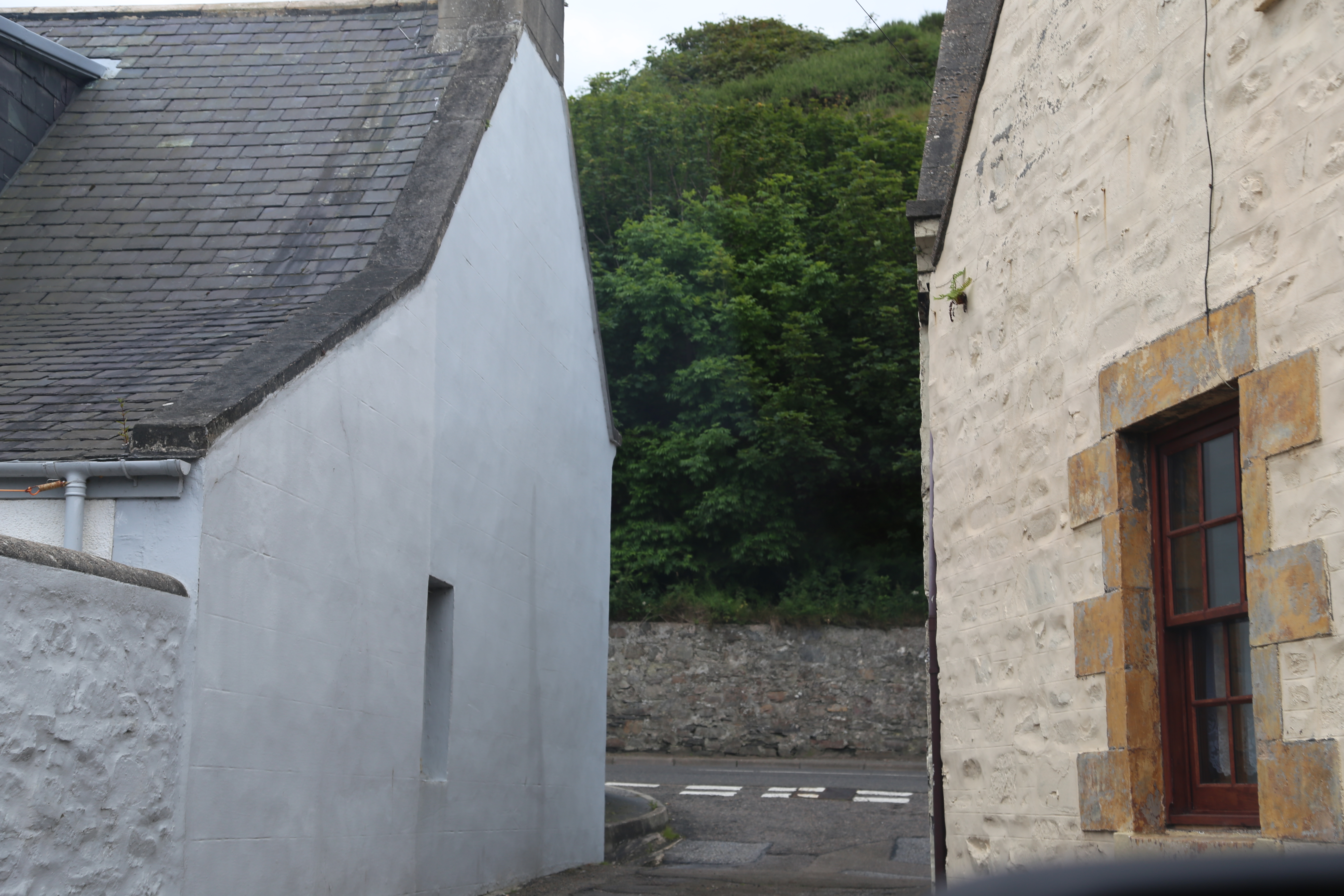 2014 Europe Trip Day 31 - Scotland (Findlater Castle, Huntly, Scottish Meat Pies, Huntly Castle, Huntly Missionary Flat, Searching For Davie McTavish's Grave, Dunnottar Castle, July 4th Treat: McDonalds & How To Train Your Dragon 2 Movie, Anstruther)