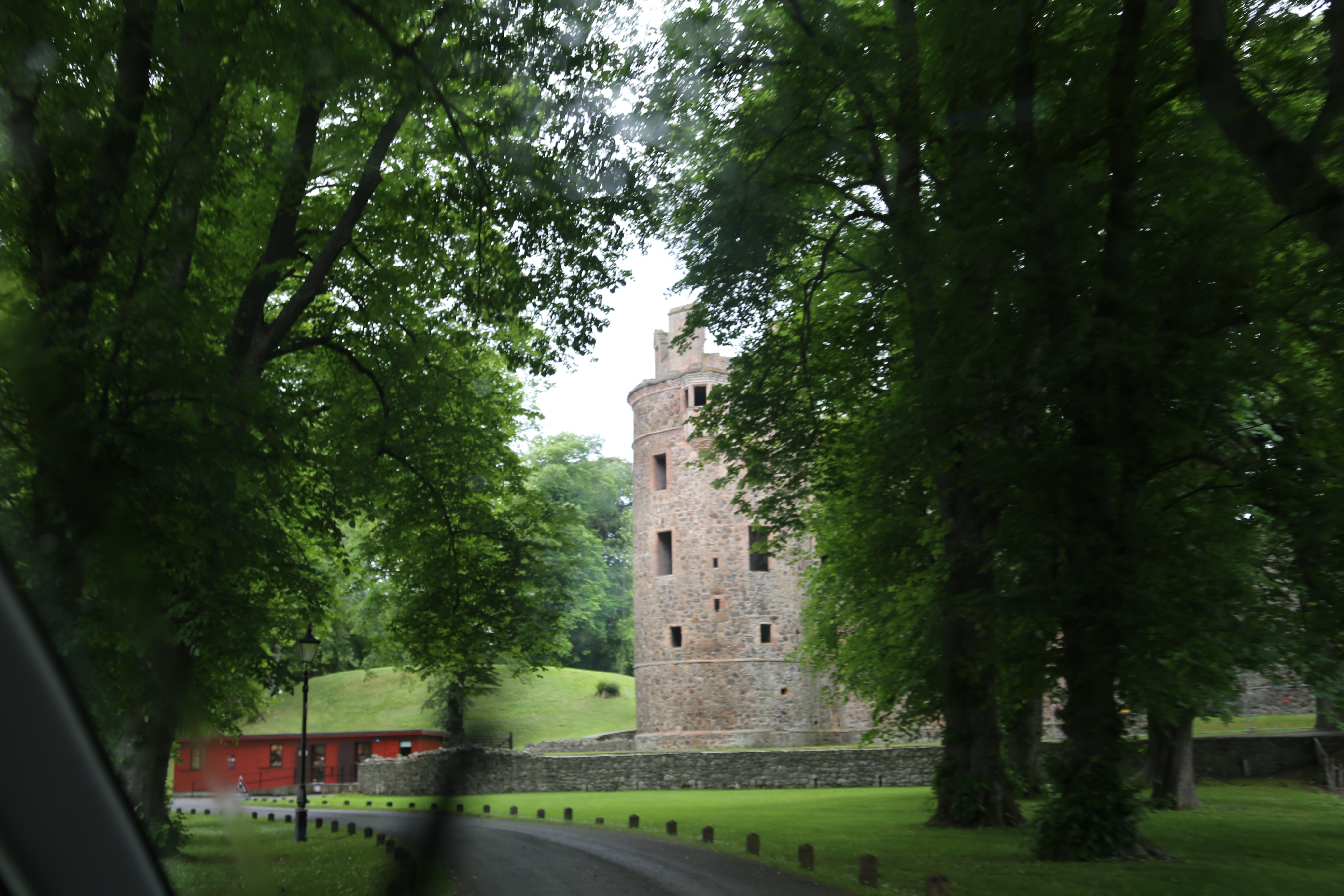 2014 Europe Trip Day 31 - Scotland (Findlater Castle, Huntly, Scottish Meat Pies, Huntly Castle, Huntly Missionary Flat, Searching For Davie McTavish's Grave, Dunnottar Castle, July 4th Treat: McDonalds & How To Train Your Dragon 2 Movie, Anstruther)