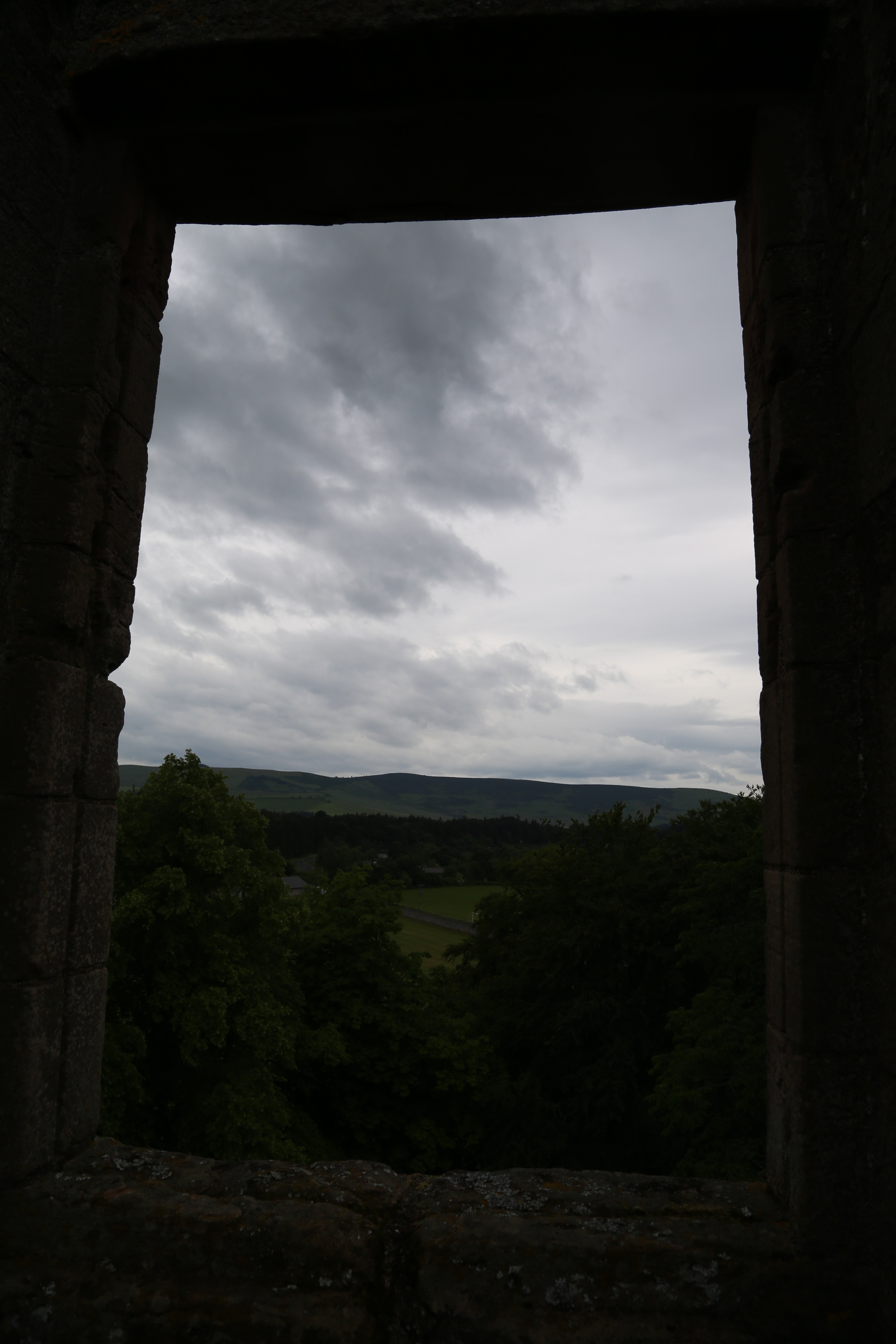 2014 Europe Trip Day 31 - Scotland (Findlater Castle, Huntly, Scottish Meat Pies, Huntly Castle, Huntly Missionary Flat, Searching For Davie McTavish's Grave, Dunnottar Castle, July 4th Treat: McDonalds & How To Train Your Dragon 2 Movie, Anstruther)