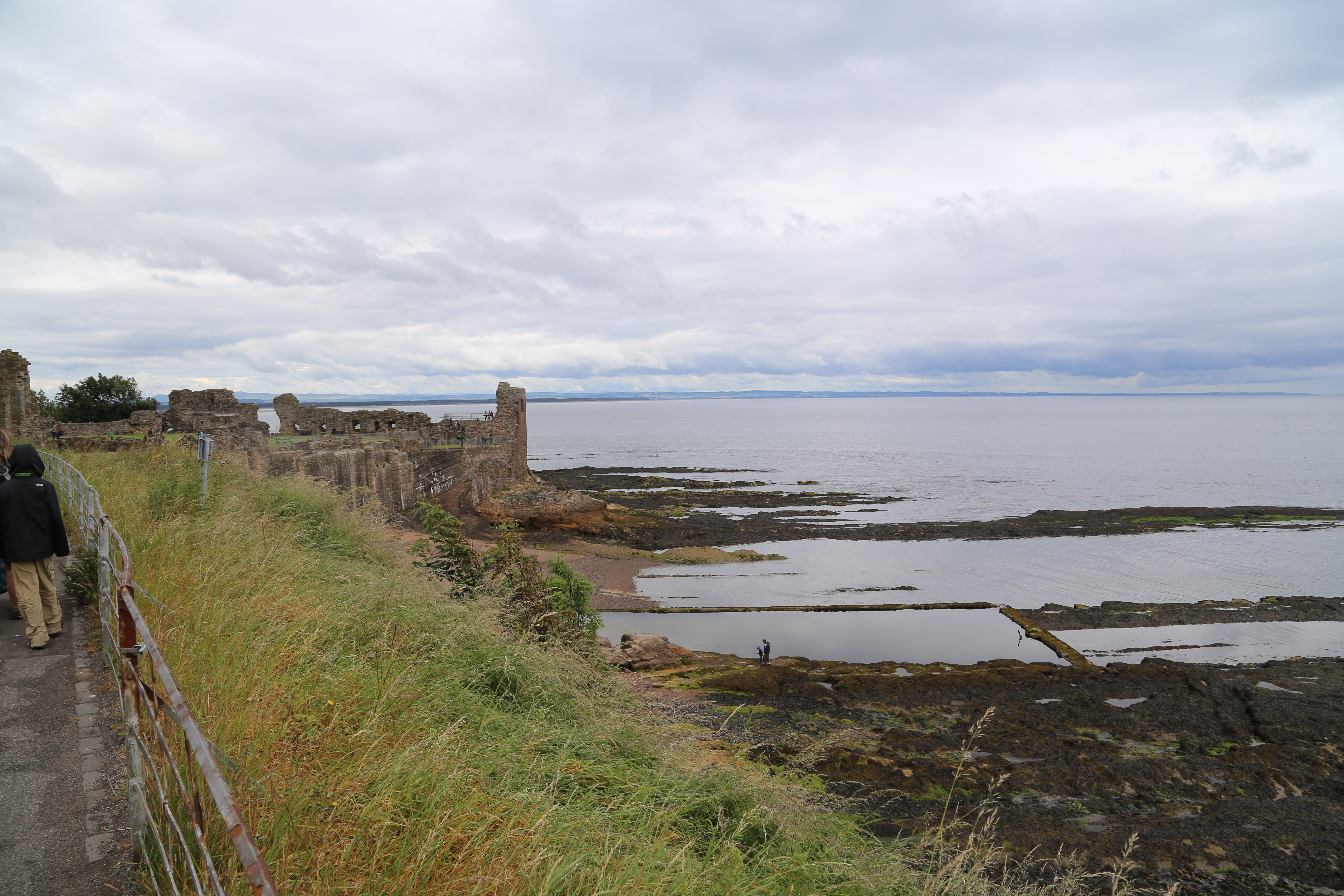 2014 Europe Trip Day 32 - Scotland (St. Andrews Castle & Cathedral, St. Andrews Links (World's 1st Golf Course), Dundee Missionary Flat, Dundee Law, Thornton Highland Games, Anstruther Fish Bar (Best Fish & Chips in Scotland), Anstruther Harbour)