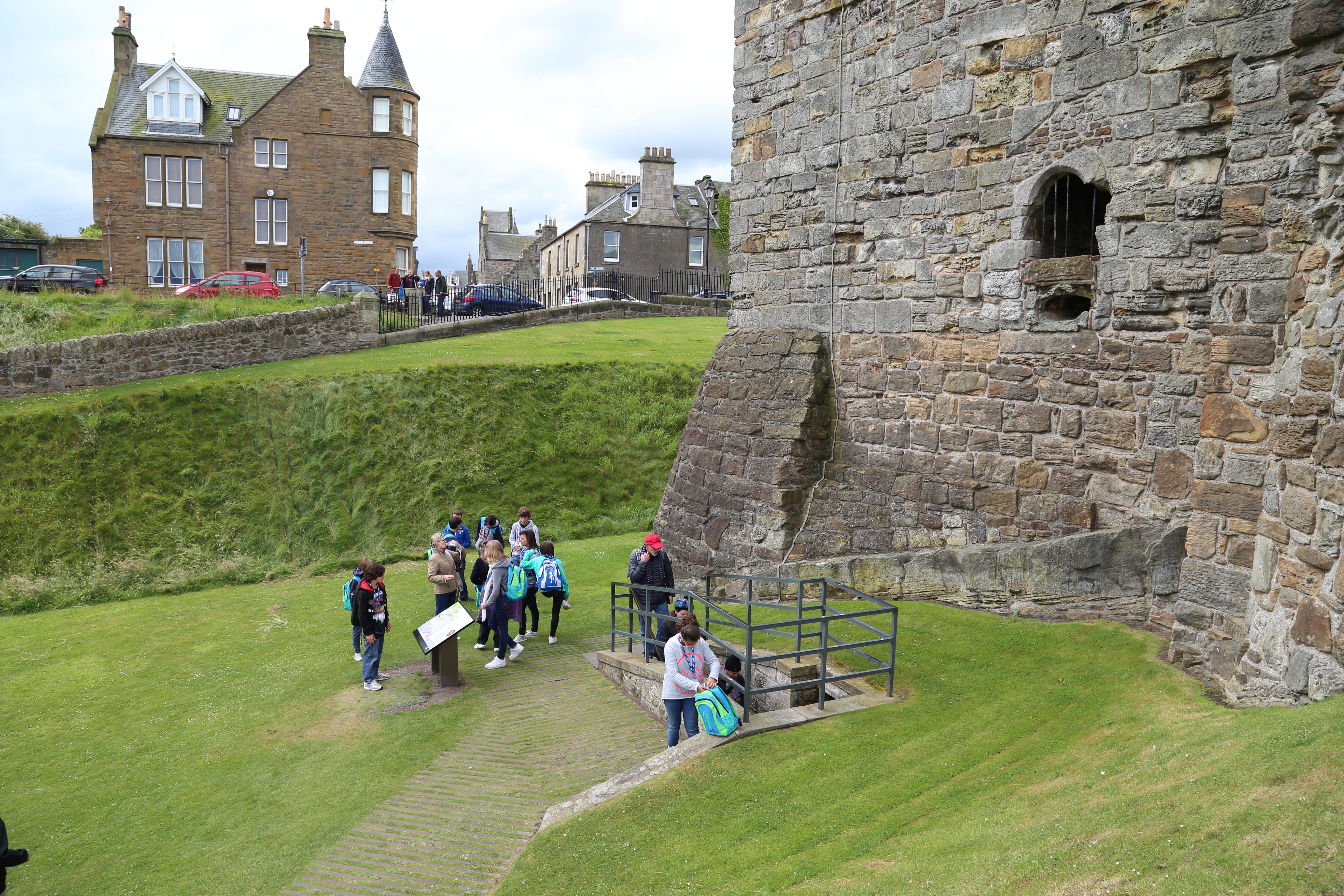 2014 Europe Trip Day 32 - Scotland (St. Andrews Castle & Cathedral, St. Andrews Links (World's 1st Golf Course), Dundee Missionary Flat, Dundee Law, Thornton Highland Games, Anstruther Fish Bar (Best Fish & Chips in Scotland), Anstruther Harbour)