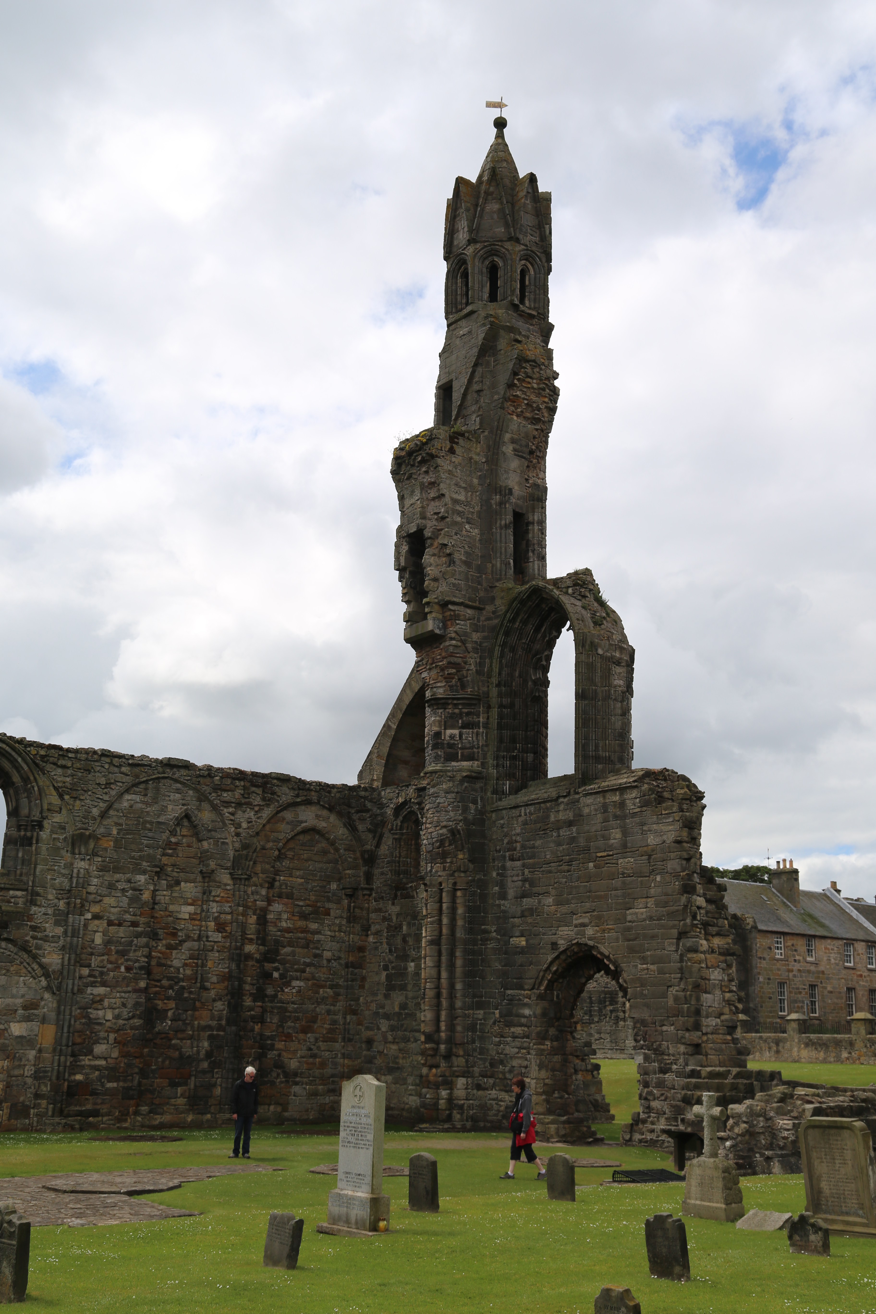 2014 Europe Trip Day 32 - Scotland (St. Andrews Castle & Cathedral, St. Andrews Links (World's 1st Golf Course), Dundee Missionary Flat, Dundee Law, Thornton Highland Games, Anstruther Fish Bar (Best Fish & Chips in Scotland), Anstruther Harbour)