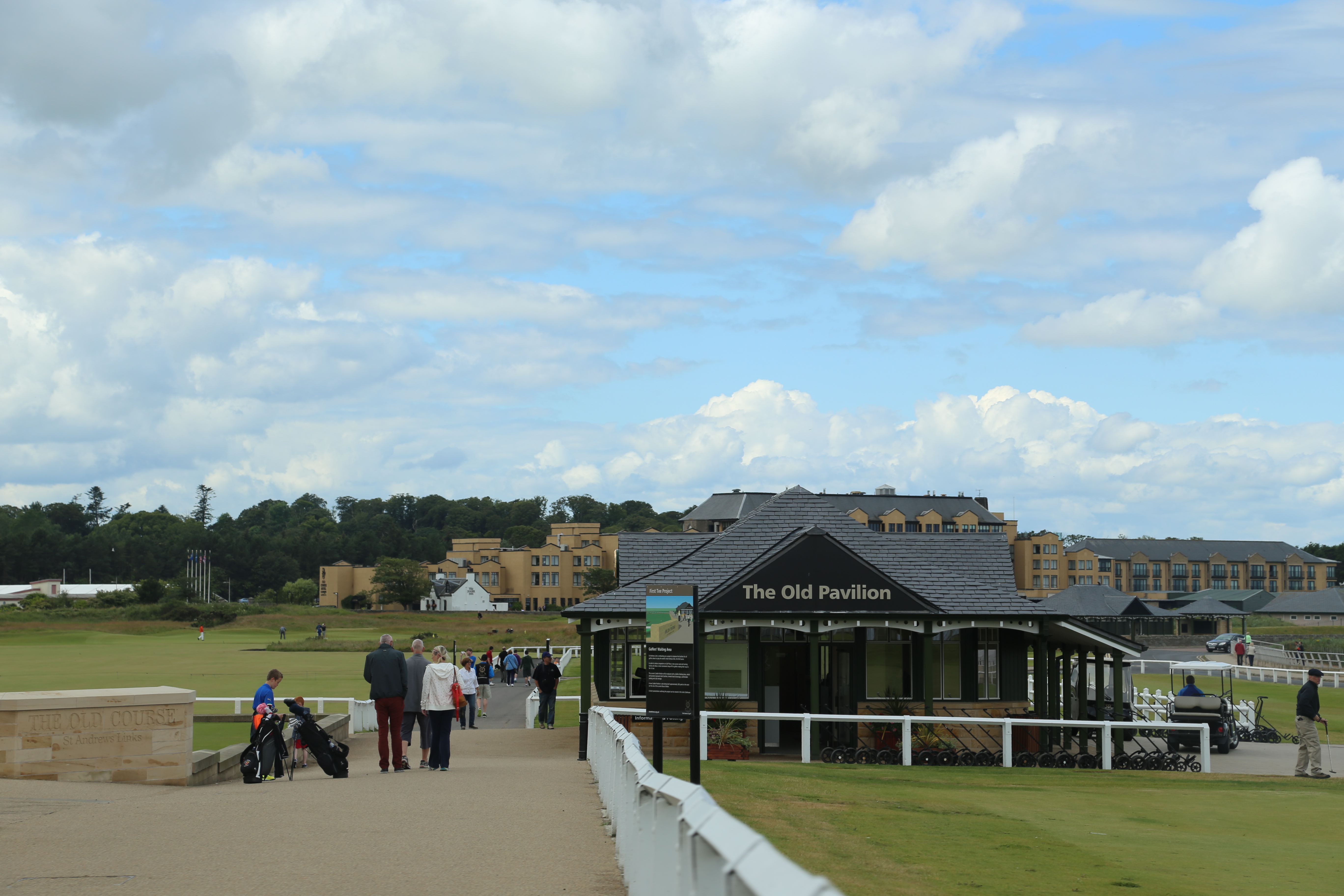 2014 Europe Trip Day 32 - Scotland (St. Andrews Castle & Cathedral, St. Andrews Links (World's 1st Golf Course), Dundee Missionary Flat, Dundee Law, Thornton Highland Games, Anstruther Fish Bar (Best Fish & Chips in Scotland), Anstruther Harbour)