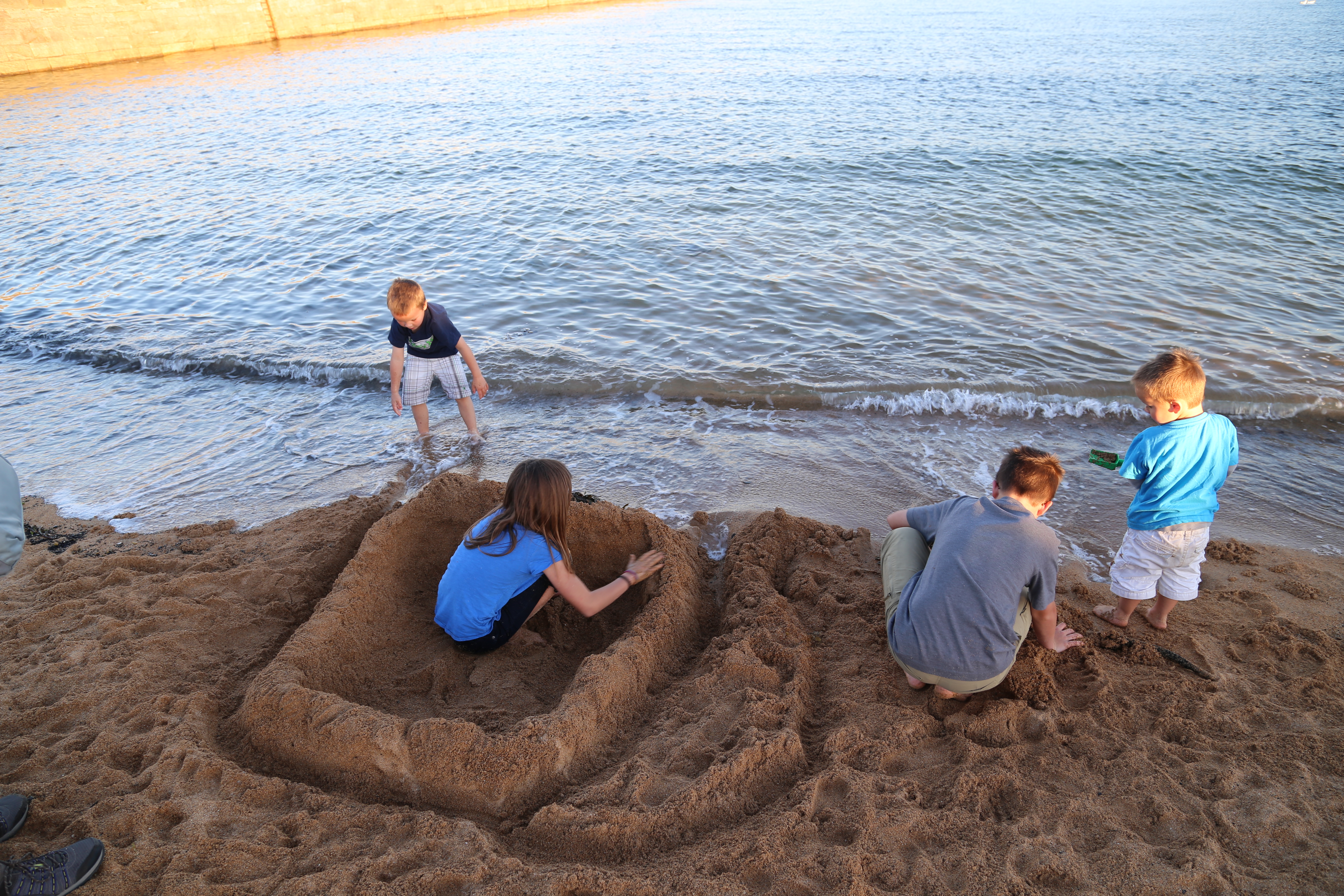 2014 Europe Trip Day 32 - Scotland (St. Andrews Castle & Cathedral, St. Andrews Links (World's 1st Golf Course), Dundee Missionary Flat, Dundee Law, Thornton Highland Games, Anstruther Fish Bar (Best Fish & Chips in Scotland), Anstruther Harbour)