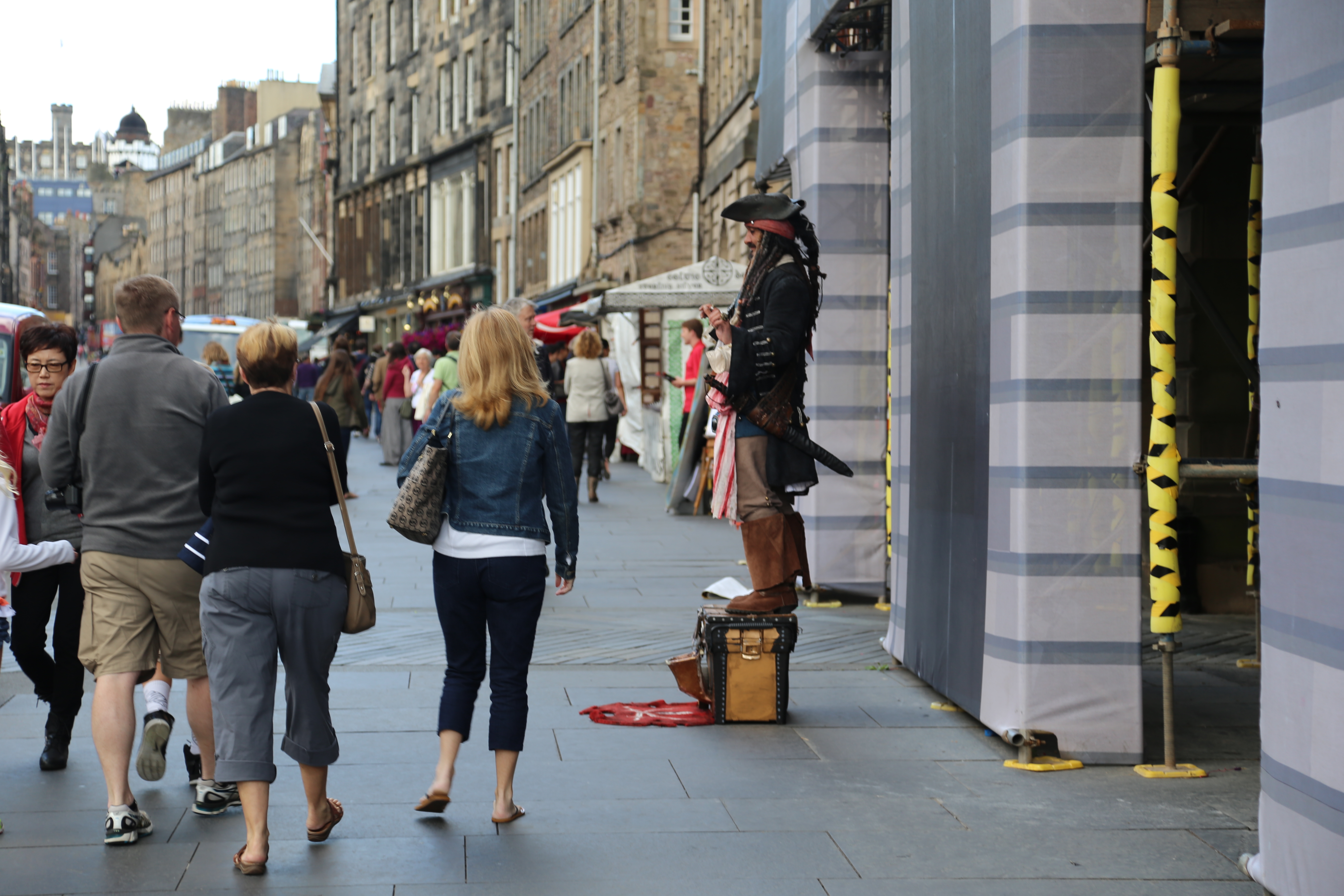 2014 Europe Trip Day 33 - Scotland (Edinburgh Street Buskers, High Street, Bagpipes, Edinburgh Castle, Camera Obscura & World of Illusions, St Giles' Cathedral, Indian Food, Scottish Thistle (National Flower), Scott Monument, Princes Street, Calton Hill)