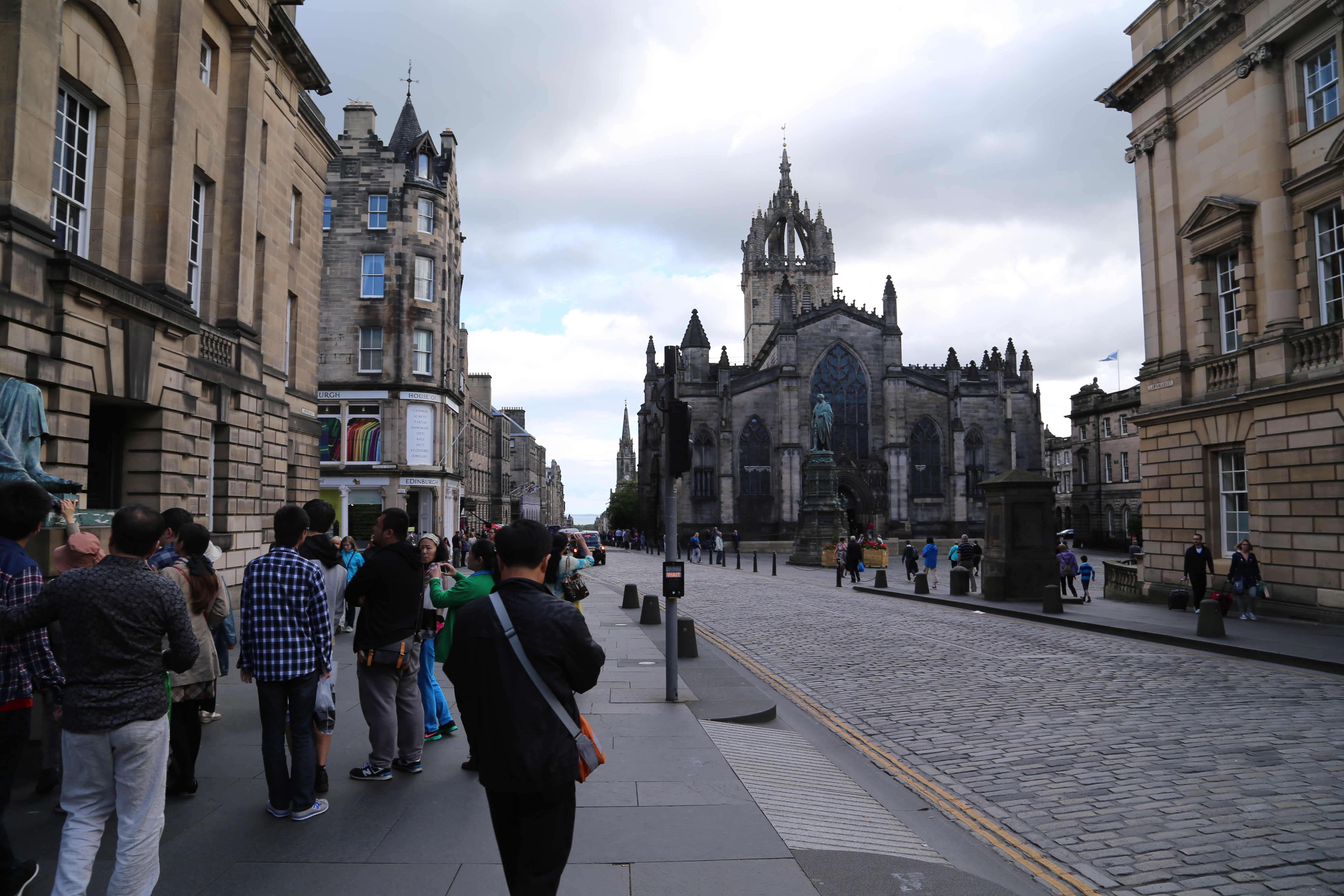 2014 Europe Trip Day 33 - Scotland (Edinburgh Street Buskers, High Street, Bagpipes, Edinburgh Castle, Camera Obscura & World of Illusions, St Giles' Cathedral, Indian Food, Scottish Thistle (National Flower), Scott Monument, Princes Street, Calton Hill)