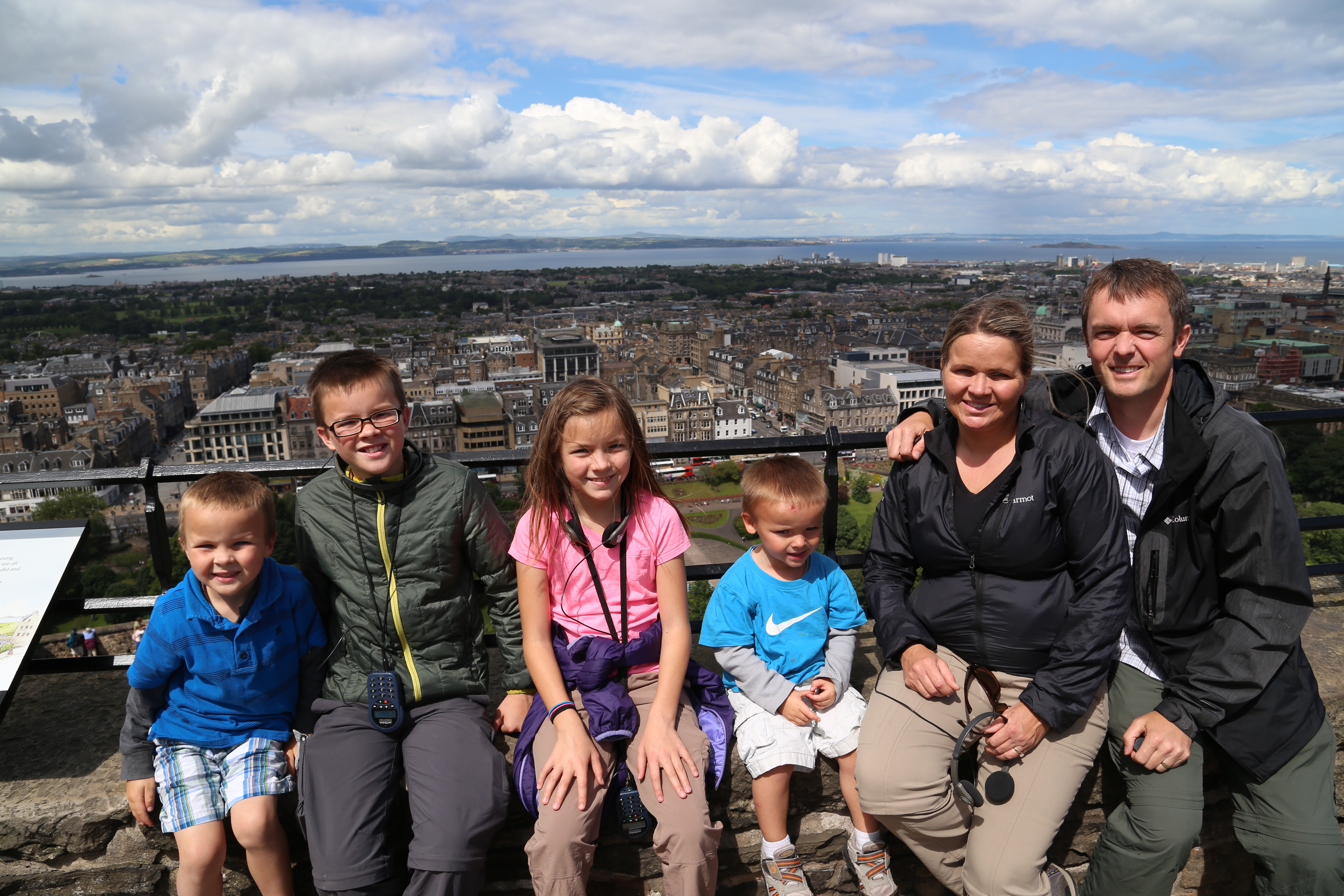 2014 Europe Trip Day 33 - Scotland (Edinburgh Street Buskers, High Street, Bagpipes, Edinburgh Castle, Camera Obscura & World of Illusions, St Giles' Cathedral, Indian Food, Scottish Thistle (National Flower), Scott Monument, Princes Street, Calton Hill)