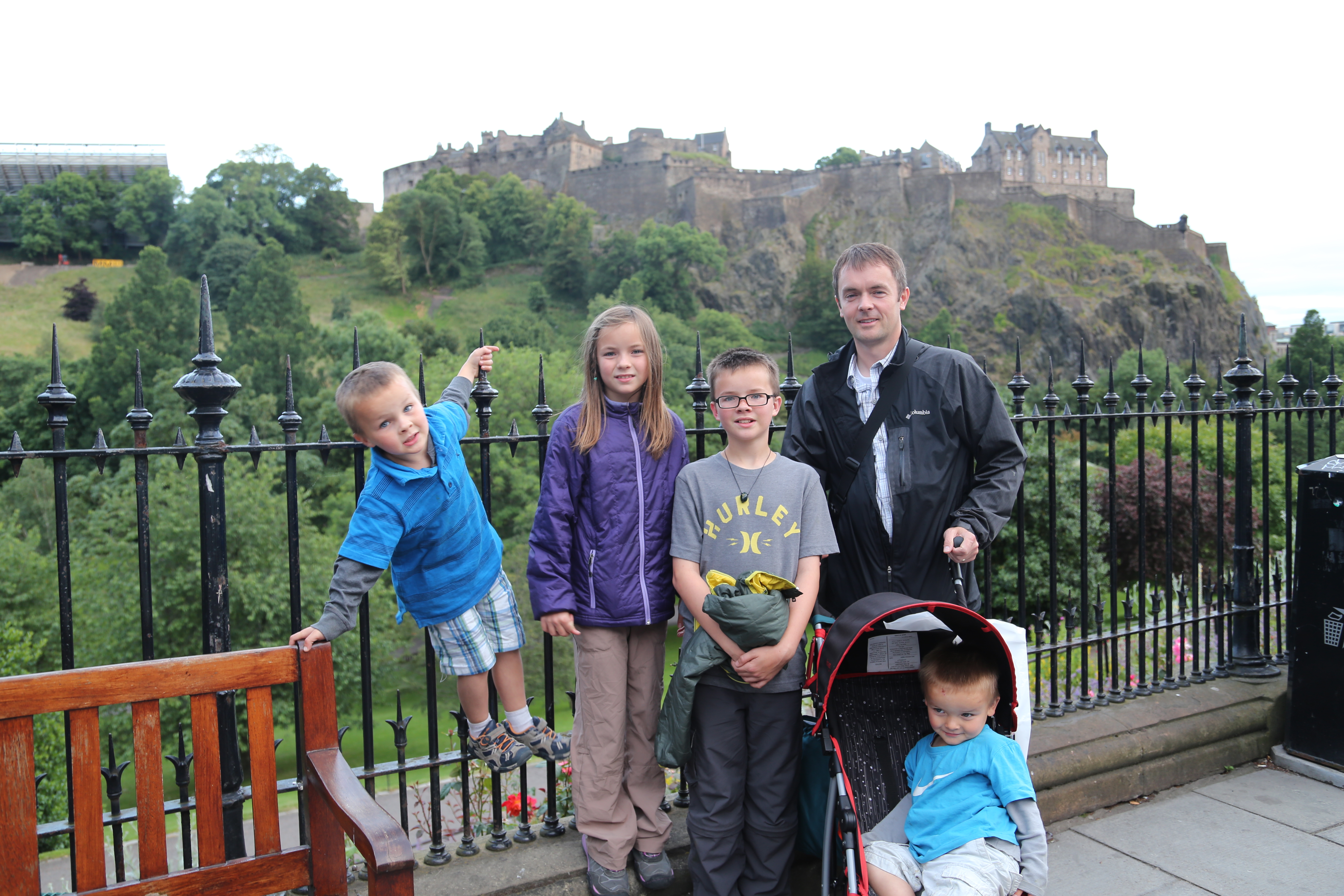 2014 Europe Trip Day 33 - Scotland (Edinburgh Street Buskers, High Street, Bagpipes, Edinburgh Castle, Camera Obscura & World of Illusions, St Giles' Cathedral, Indian Food, Scottish Thistle (National Flower), Scott Monument, Princes Street, Calton Hill)