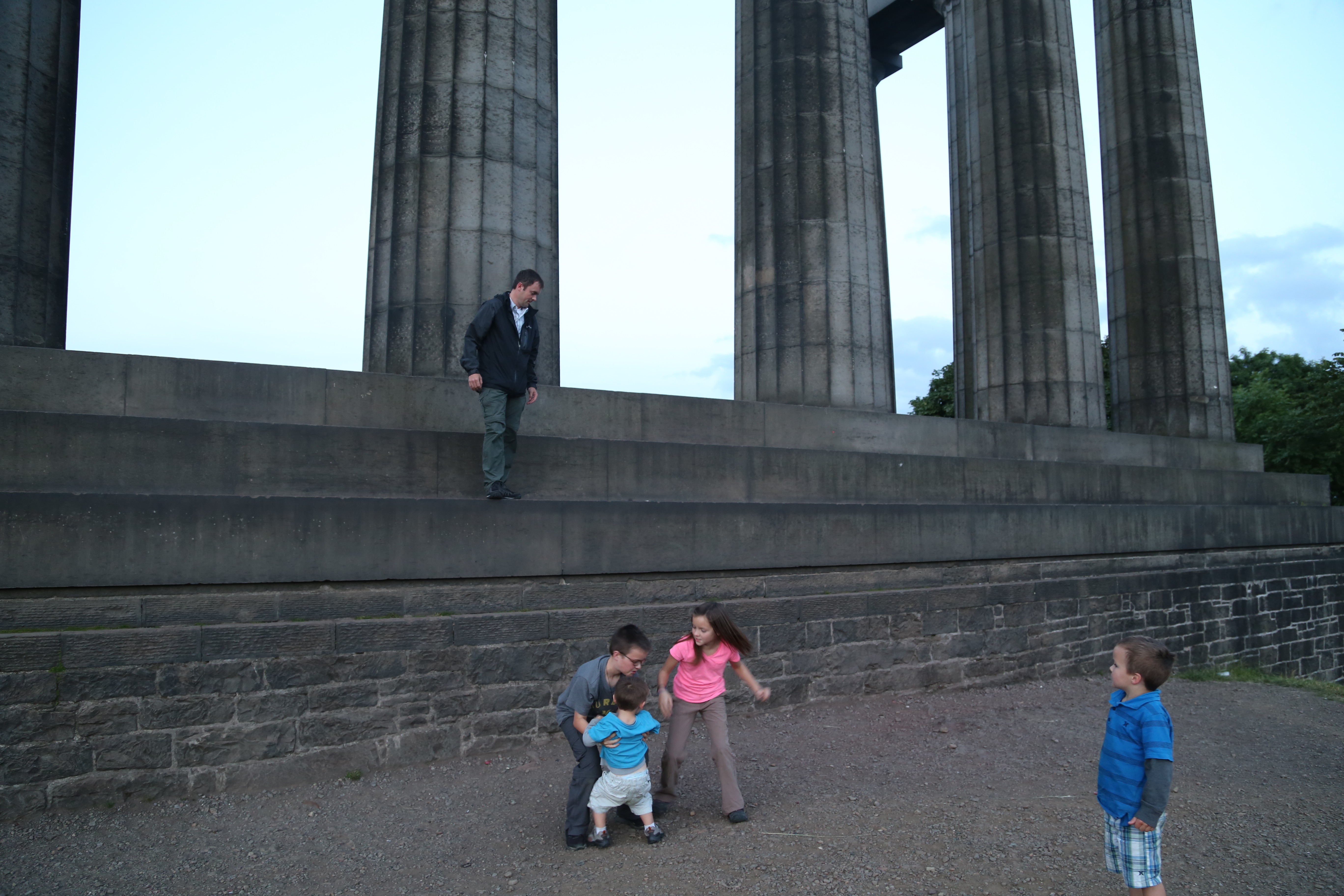 2014 Europe Trip Day 33 - Scotland (Edinburgh Street Buskers, High Street, Bagpipes, Edinburgh Castle, Camera Obscura & World of Illusions, St Giles' Cathedral, Indian Food, Scottish Thistle (National Flower), Scott Monument, Princes Street, Calton Hill)