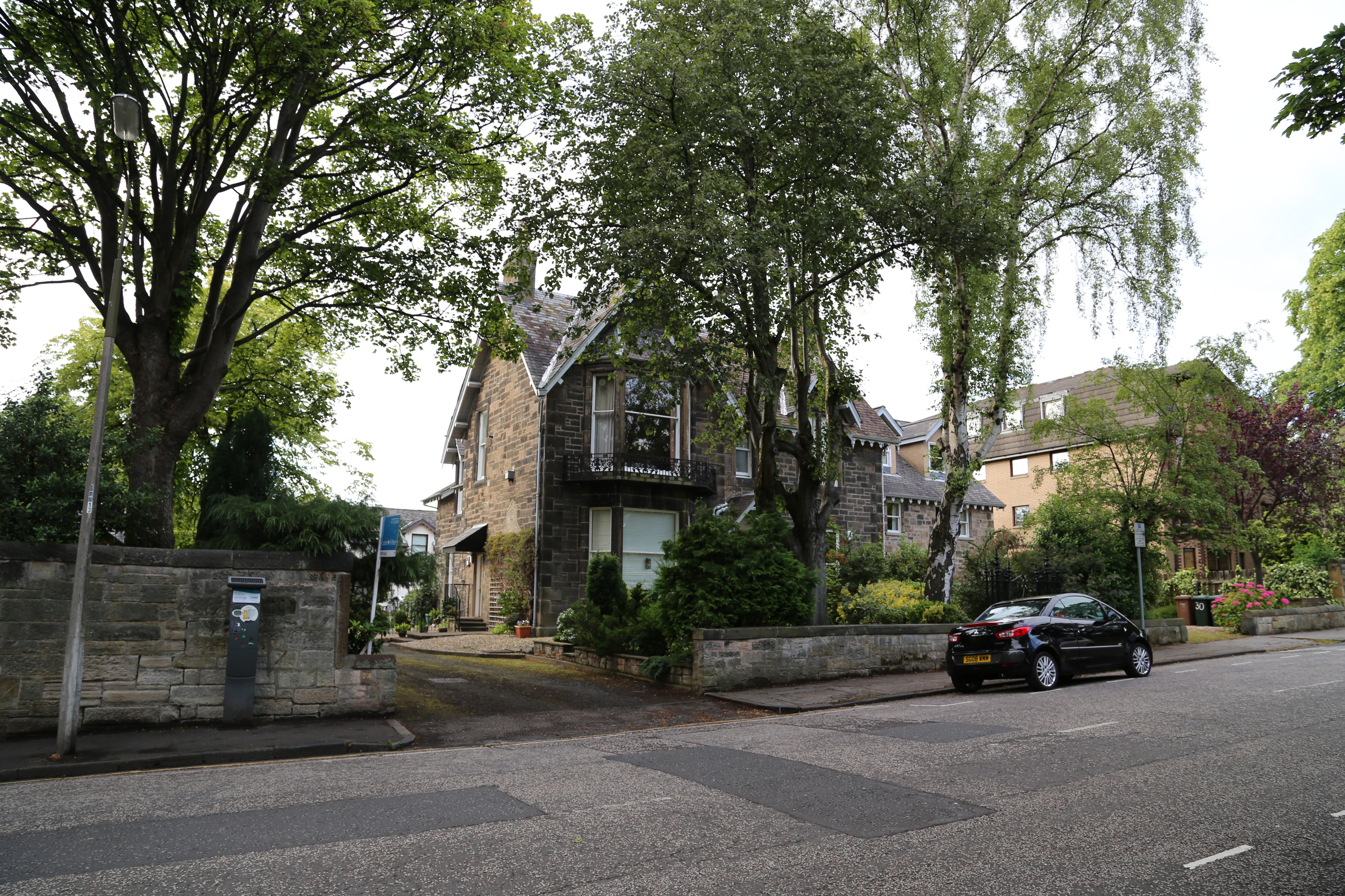 2014 Europe Trip Day 34 - Scotland (Edinburgh, The Royal Mile, Scottish Rain Spitting, Palace of Holyroodhouse (The Queen's Residence in Scotland), Whitfield Chapel (Duddingston Kirk), Duddingston Loch, Double Decker Bus, Mission Home, Half Pizza & Chips)