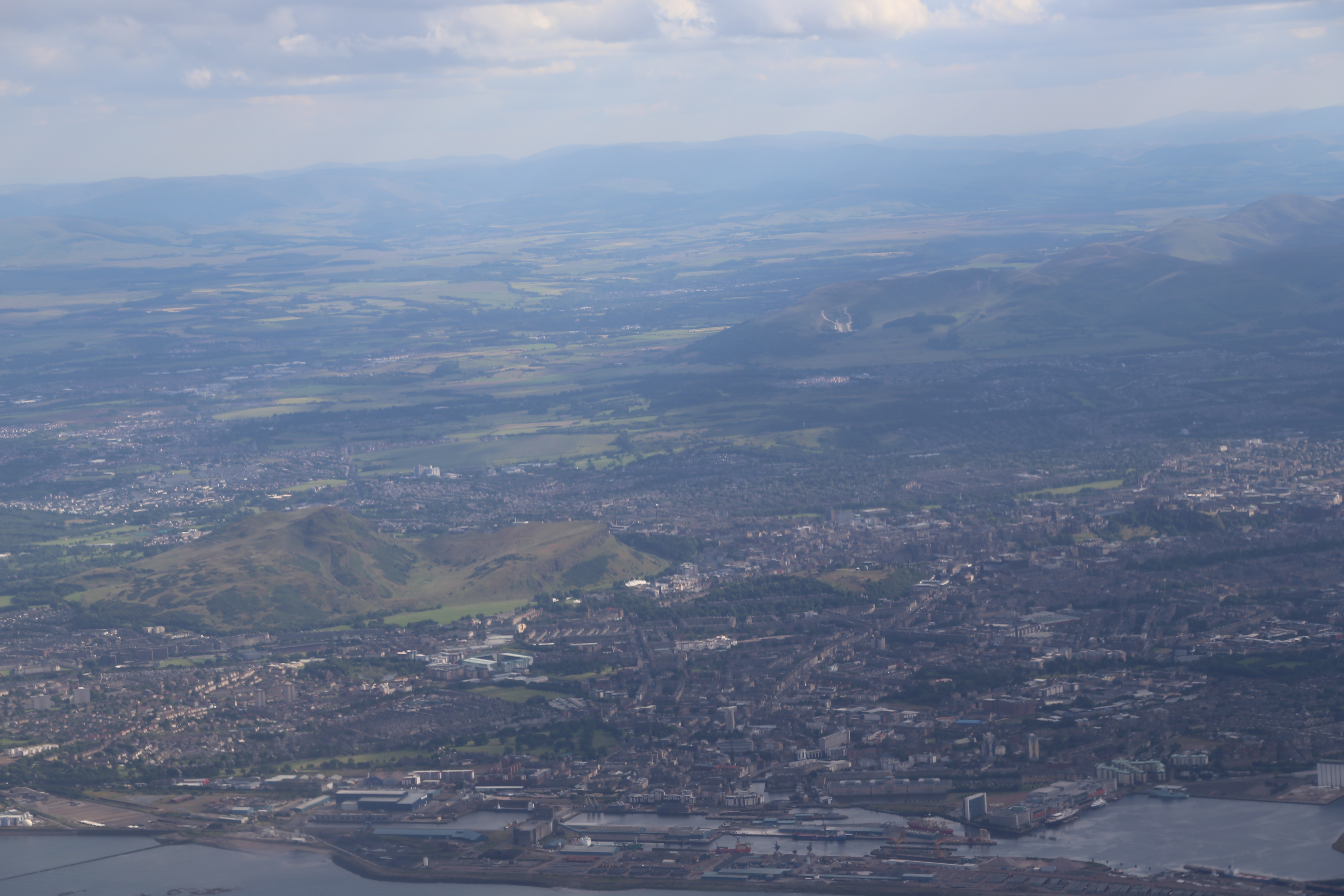 2014 Europe Trip Day 36 - Scotland (Edinburgh Princes Street, See You Jimmy Hat, Custard Donut, Bagpipes, Deep Fried Mars Bar, Irn Bru, Edinburgh Trams, Flight to Shannon, Ireland, More Punky Toys!!)