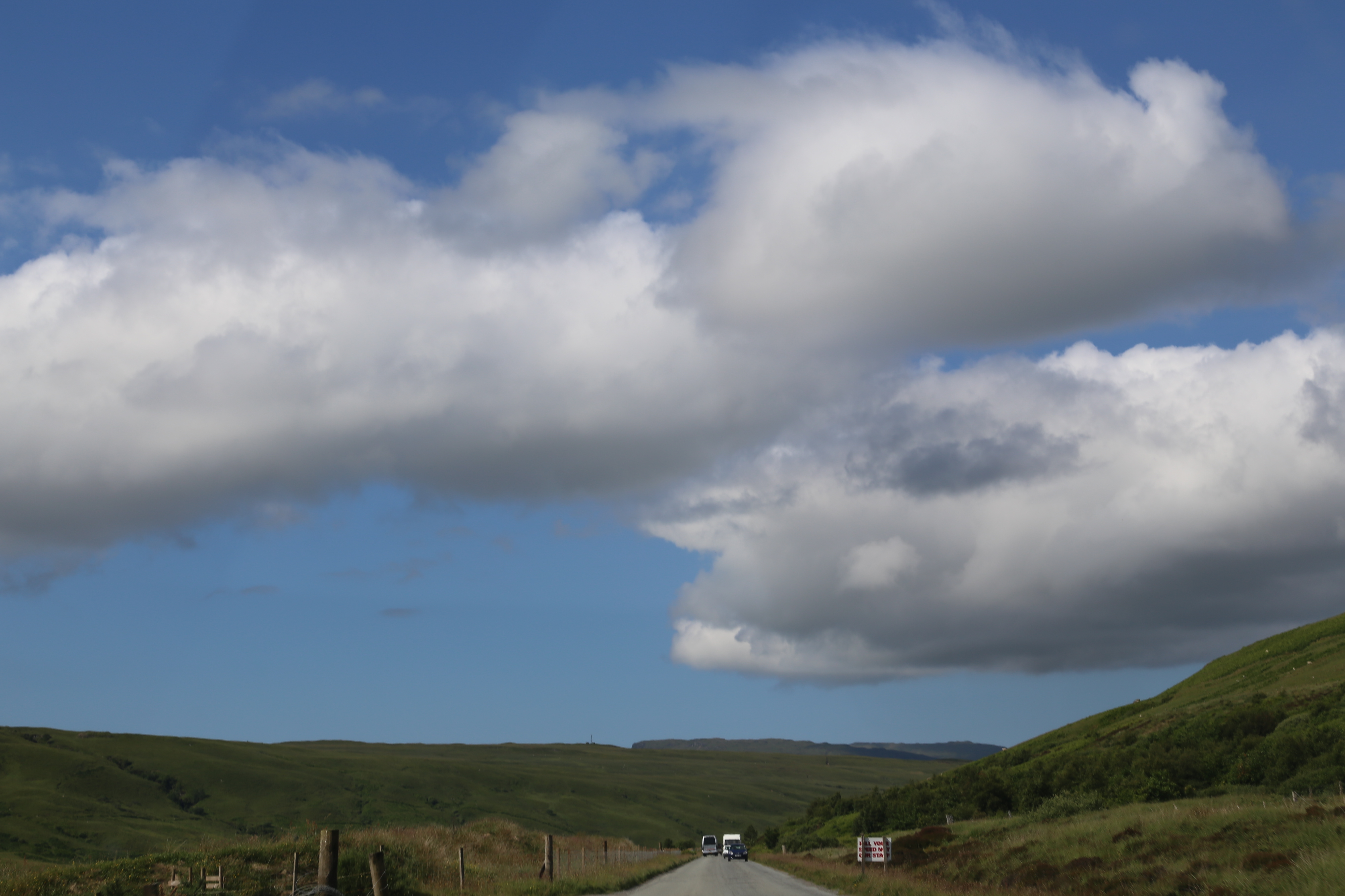 2014 Europe Trip Day 28 - Scotland (Isle of Skye, Portree, Full Scottish Breakfast, Dun Beag Broch, Highland Sheep, Thistle, Red Telephone Box, Neist Point Lighthouse, Dunvegan Castle, Uig-Tarbert Ferry, Outer Hebrides, Isle of Harris, Losgaintir Beach)