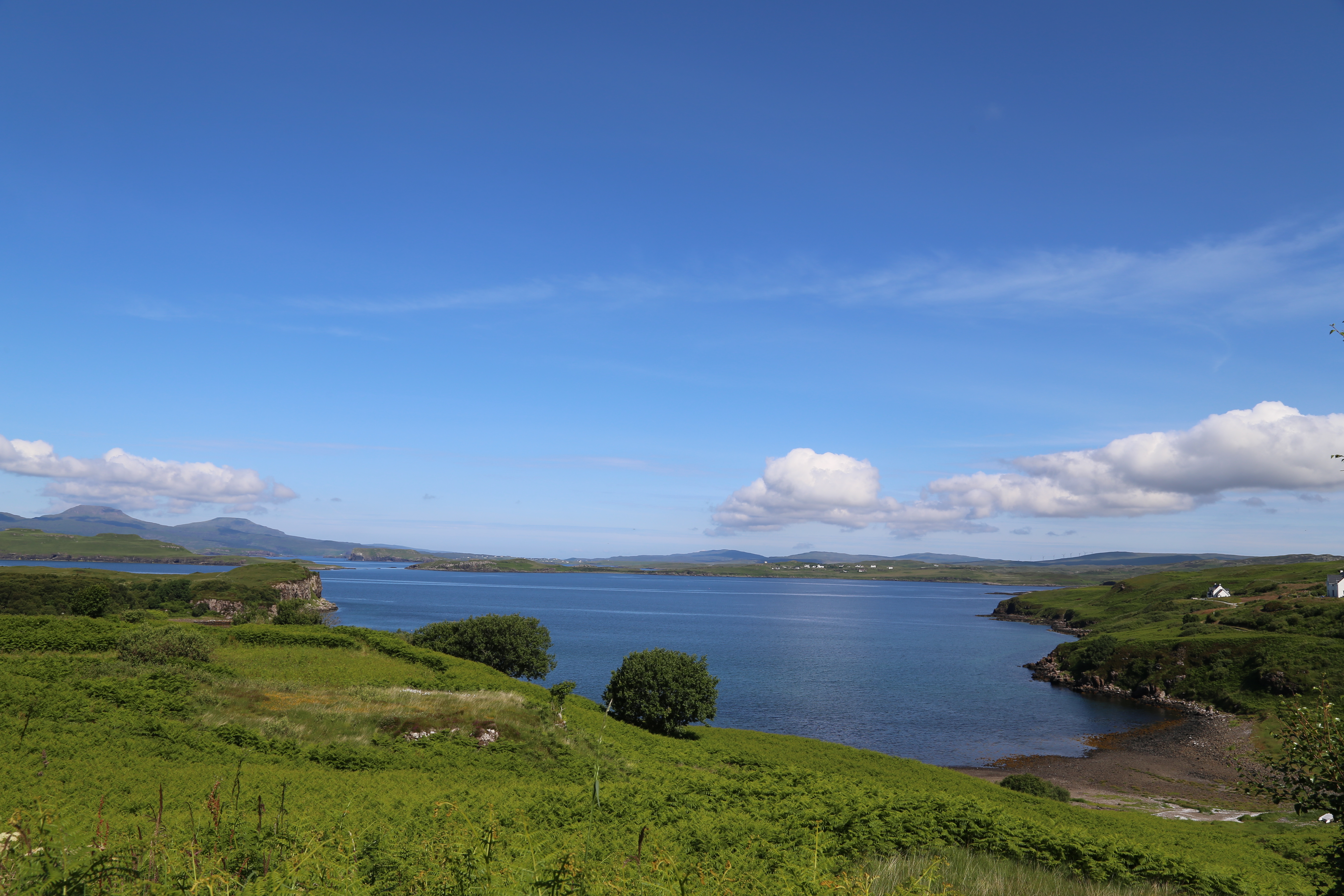 2014 Europe Trip Day 28 - Scotland (Isle of Skye, Portree, Full Scottish Breakfast, Dun Beag Broch, Highland Sheep, Thistle, Red Telephone Box, Neist Point Lighthouse, Dunvegan Castle, Uig-Tarbert Ferry, Outer Hebrides, Isle of Harris, Losgaintir Beach)