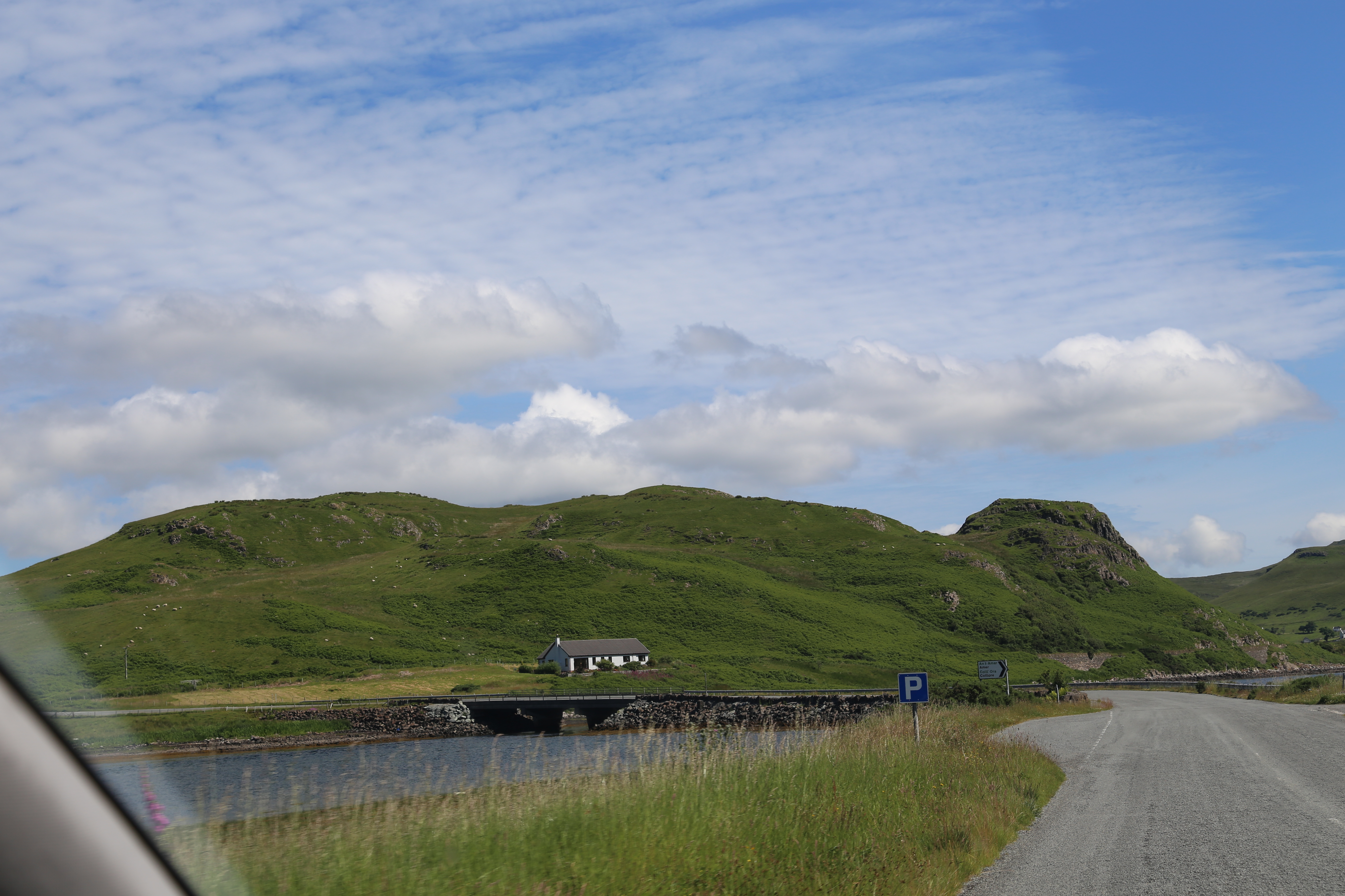 2014 Europe Trip Day 28 - Scotland (Isle of Skye, Portree, Full Scottish Breakfast, Dun Beag Broch, Highland Sheep, Thistle, Red Telephone Box, Neist Point Lighthouse, Dunvegan Castle, Uig-Tarbert Ferry, Outer Hebrides, Isle of Harris, Losgaintir Beach)