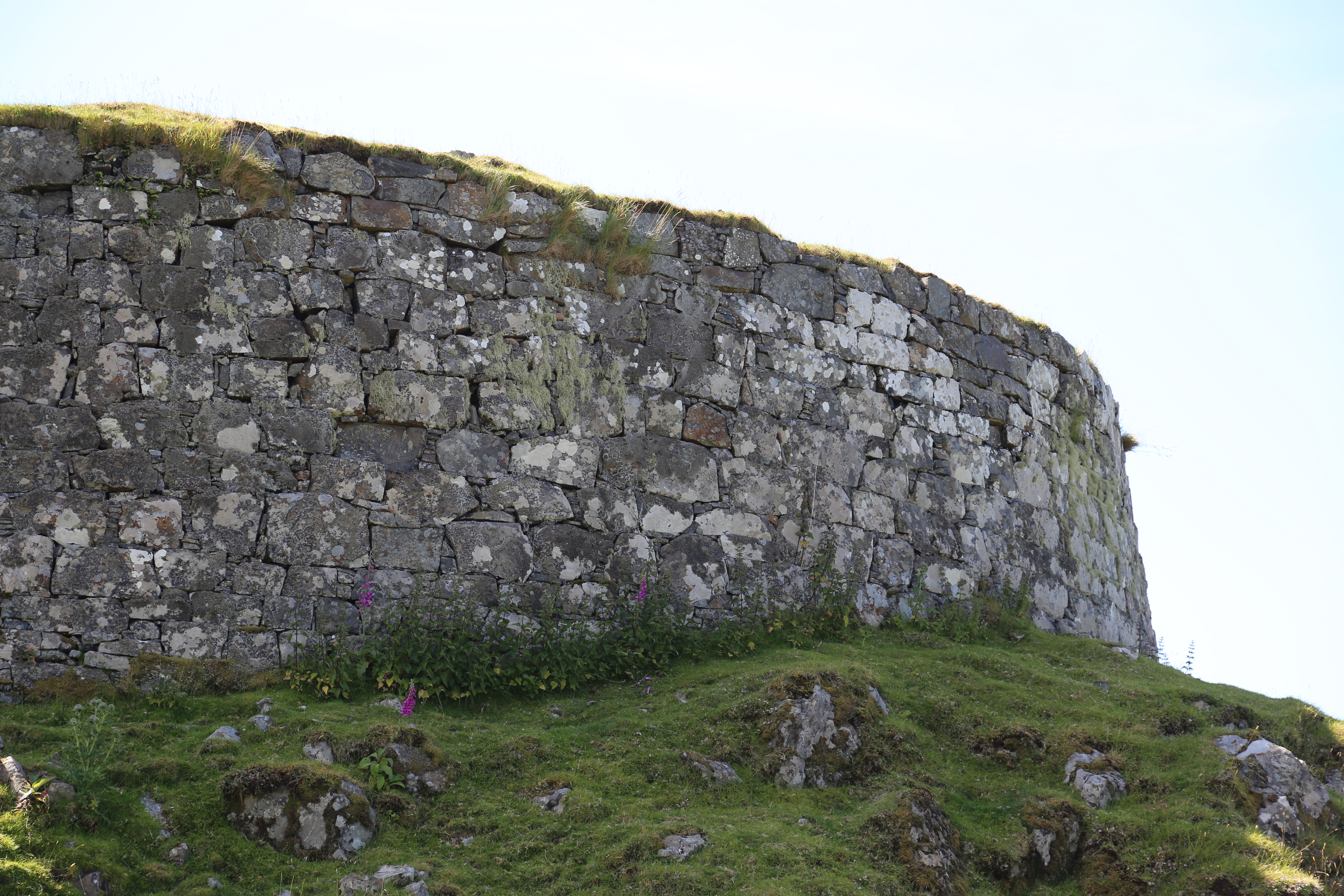 2014 Europe Trip Day 28 - Scotland (Isle of Skye, Portree, Full Scottish Breakfast, Dun Beag Broch, Highland Sheep, Thistle, Red Telephone Box, Neist Point Lighthouse, Dunvegan Castle, Uig-Tarbert Ferry, Outer Hebrides, Isle of Harris, Losgaintir Beach)