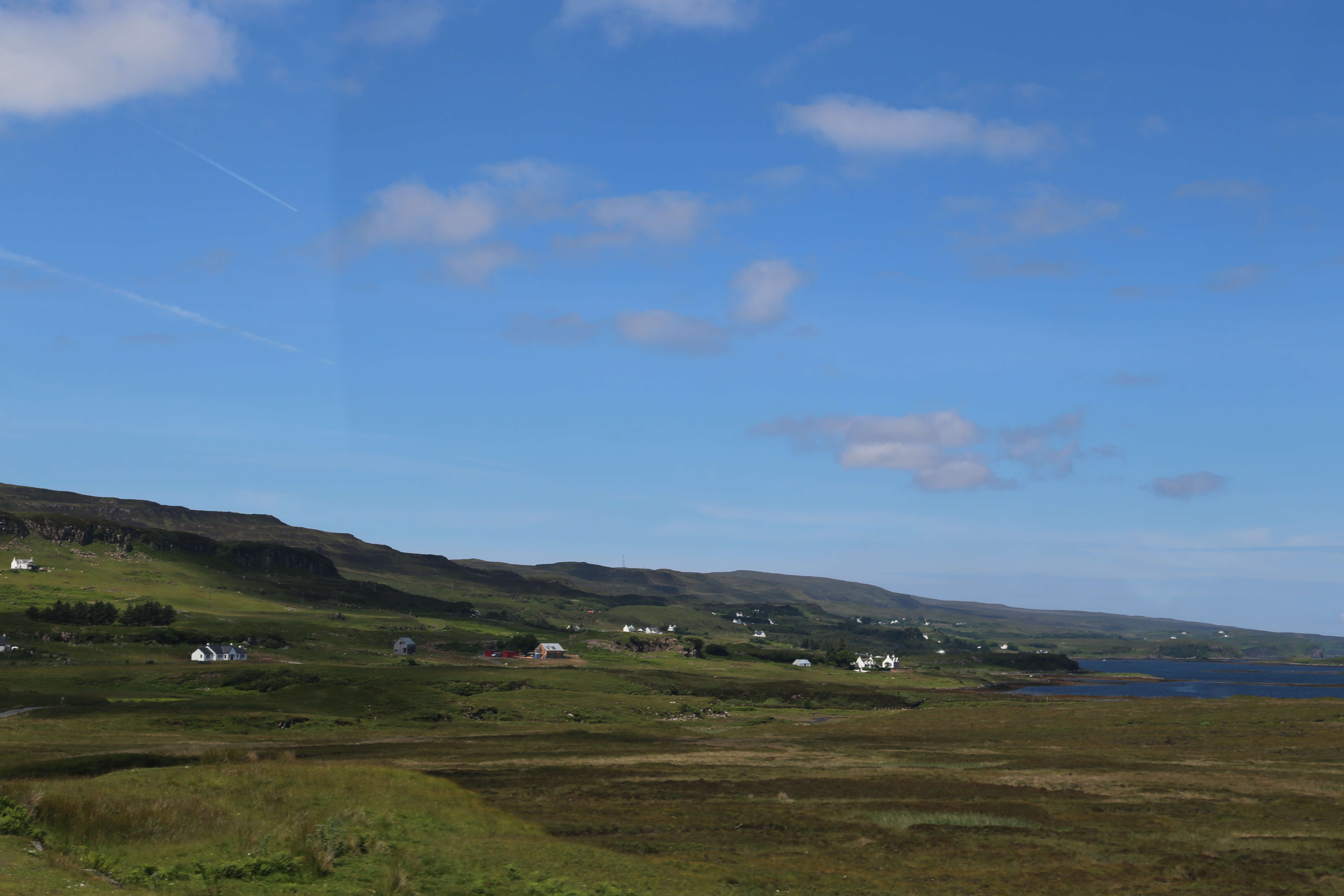 2014 Europe Trip Day 28 - Scotland (Isle of Skye, Portree, Full Scottish Breakfast, Dun Beag Broch, Highland Sheep, Thistle, Red Telephone Box, Neist Point Lighthouse, Dunvegan Castle, Uig-Tarbert Ferry, Outer Hebrides, Isle of Harris, Losgaintir Beach)