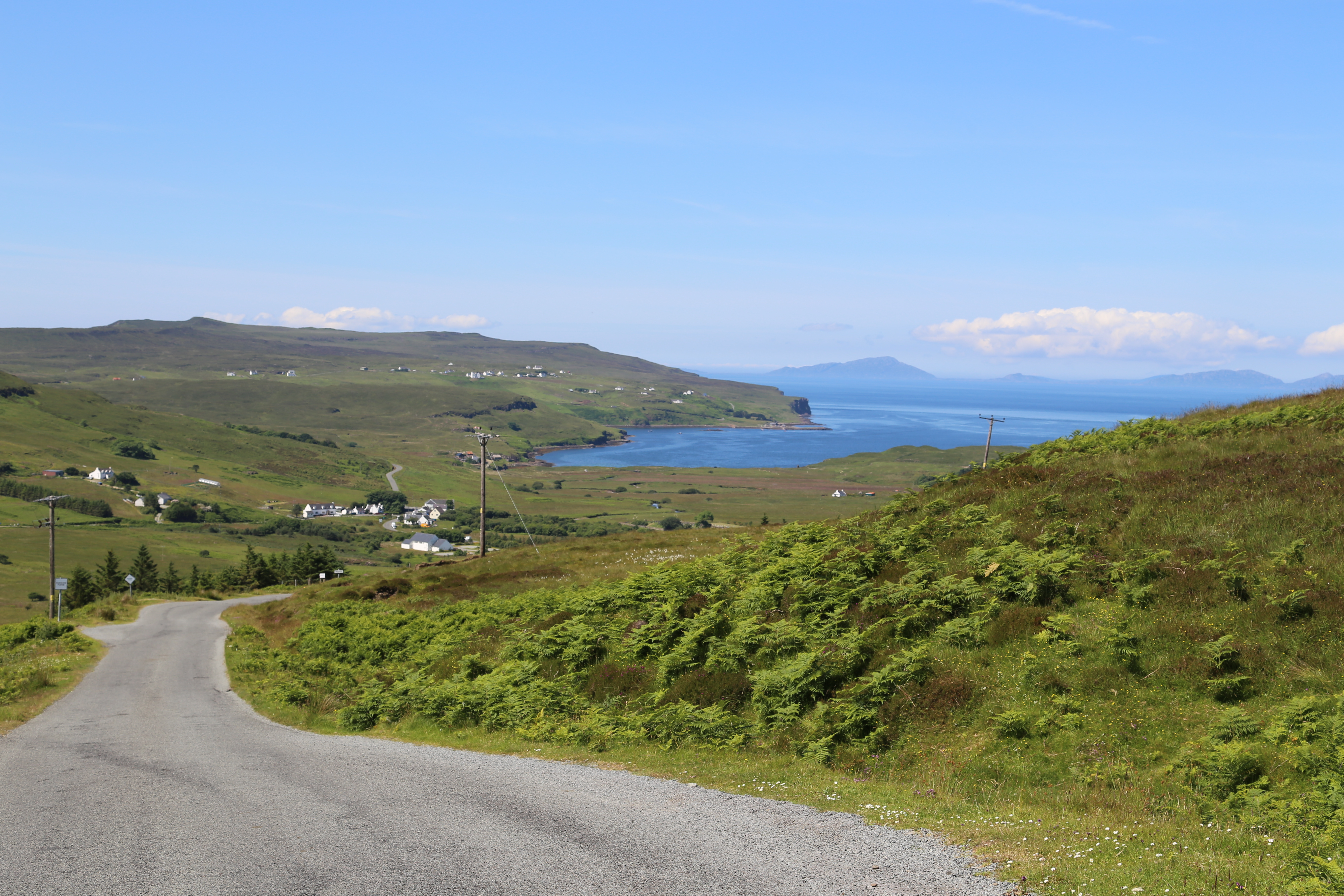 2014 Europe Trip Day 28 - Scotland (Isle of Skye, Portree, Full Scottish Breakfast, Dun Beag Broch, Highland Sheep, Thistle, Red Telephone Box, Neist Point Lighthouse, Dunvegan Castle, Uig-Tarbert Ferry, Outer Hebrides, Isle of Harris, Losgaintir Beach)