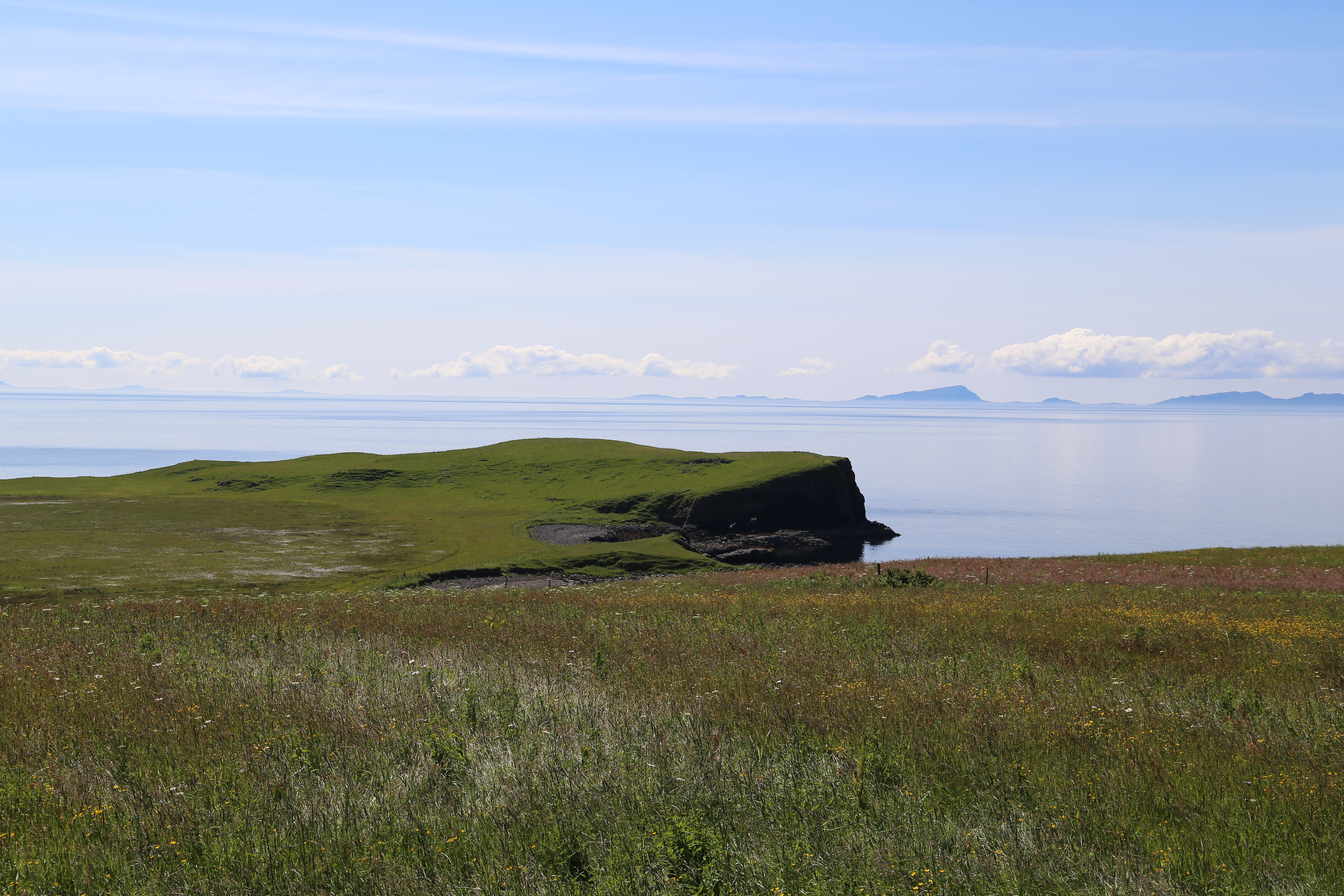 2014 Europe Trip Day 28 - Scotland (Isle of Skye, Portree, Full Scottish Breakfast, Dun Beag Broch, Highland Sheep, Thistle, Red Telephone Box, Neist Point Lighthouse, Dunvegan Castle, Uig-Tarbert Ferry, Outer Hebrides, Isle of Harris, Losgaintir Beach)