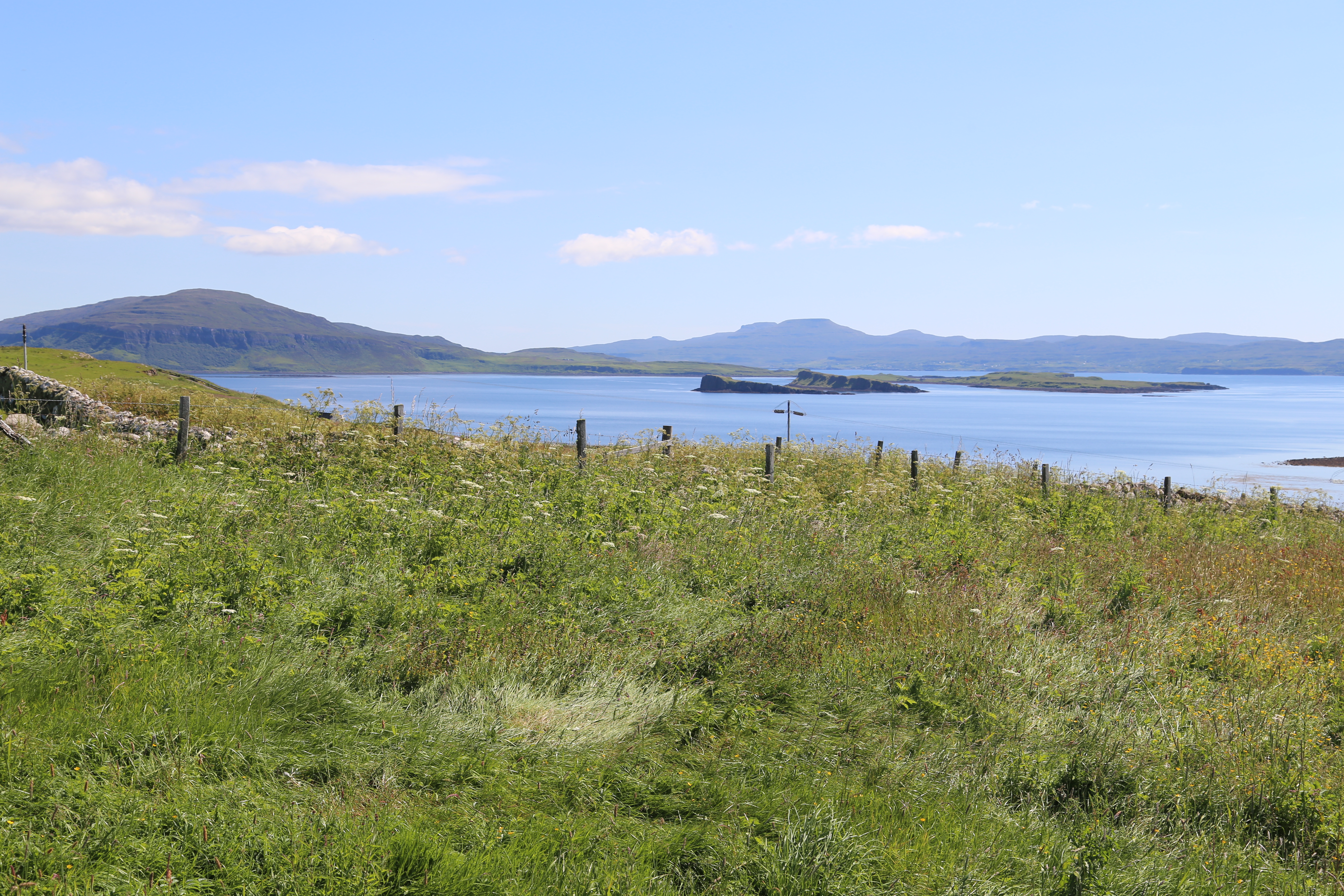 2014 Europe Trip Day 28 - Scotland (Isle of Skye, Portree, Full Scottish Breakfast, Dun Beag Broch, Highland Sheep, Thistle, Red Telephone Box, Neist Point Lighthouse, Dunvegan Castle, Uig-Tarbert Ferry, Outer Hebrides, Isle of Harris, Losgaintir Beach)