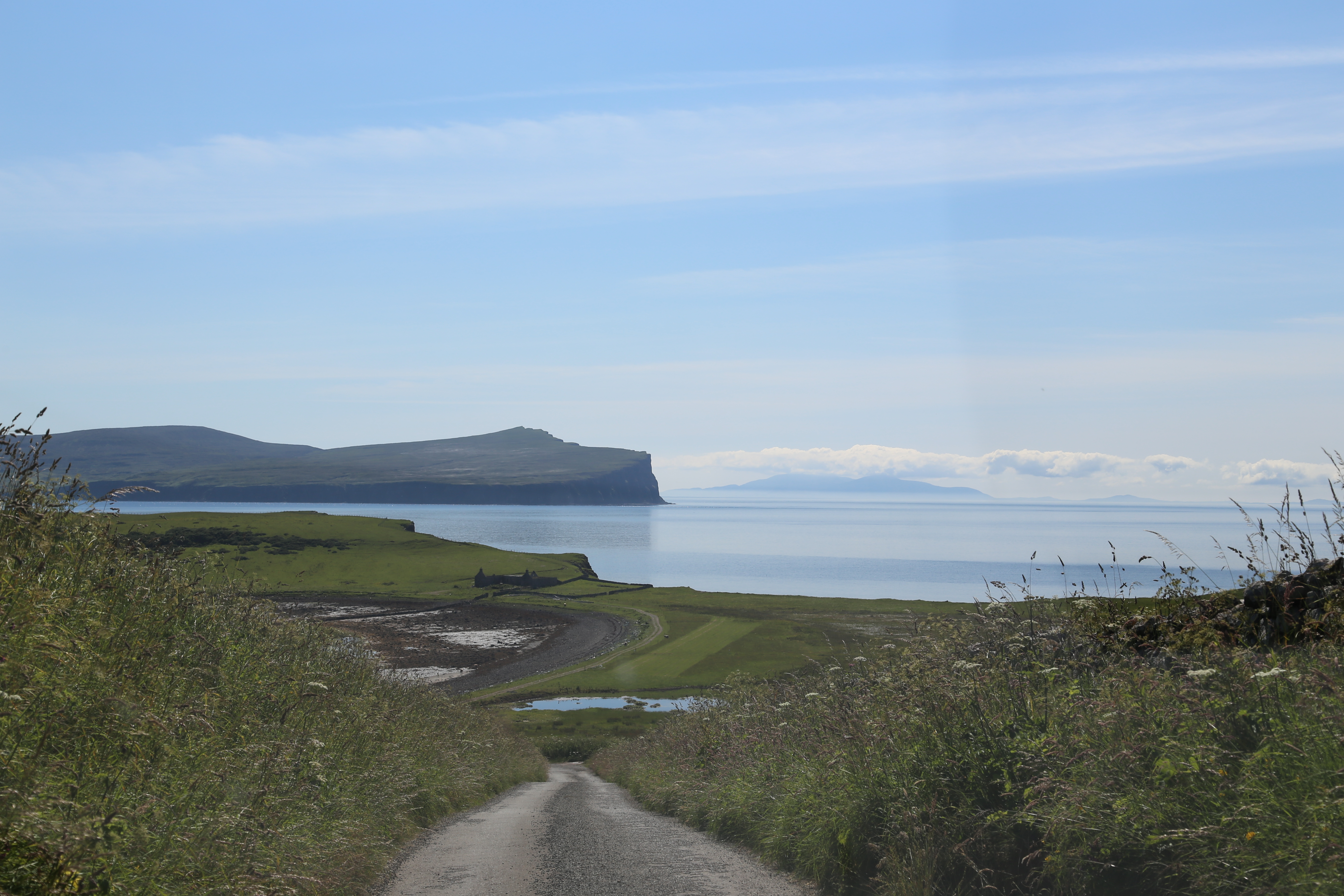 2014 Europe Trip Day 28 - Scotland (Isle of Skye, Portree, Full Scottish Breakfast, Dun Beag Broch, Highland Sheep, Thistle, Red Telephone Box, Neist Point Lighthouse, Dunvegan Castle, Uig-Tarbert Ferry, Outer Hebrides, Isle of Harris, Losgaintir Beach)