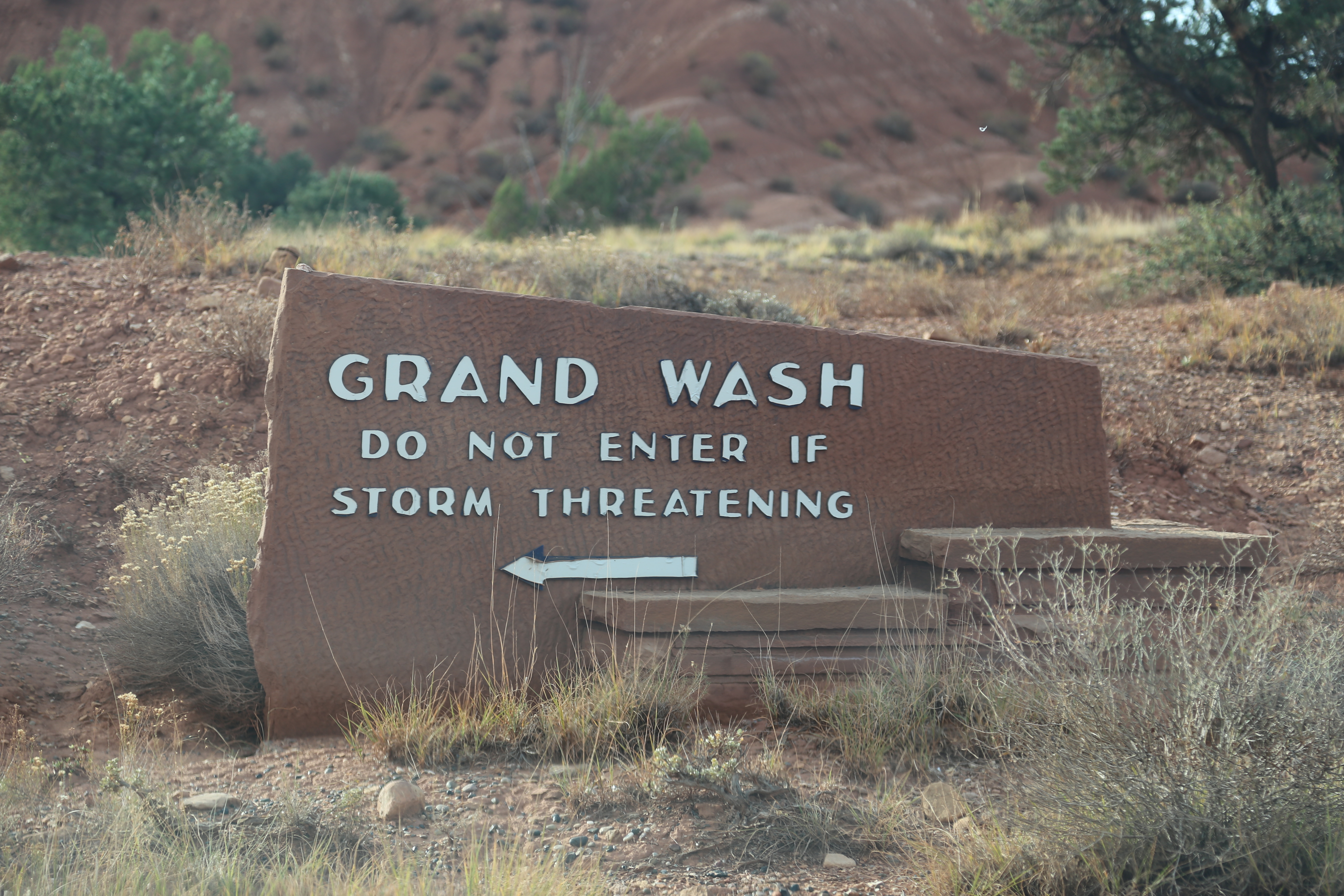 2015 Fall Break - Day 2 - Capitol Reef National Park (Grand Wash Narrows, Capitol Gorge (Petroglyphs, Narrows, Pioneer Register), Waterpocket Fold Drive (Notom-Bullfrog Road, Burr Trail Road), Hell's Backbone Grill (Boulder, Utah))