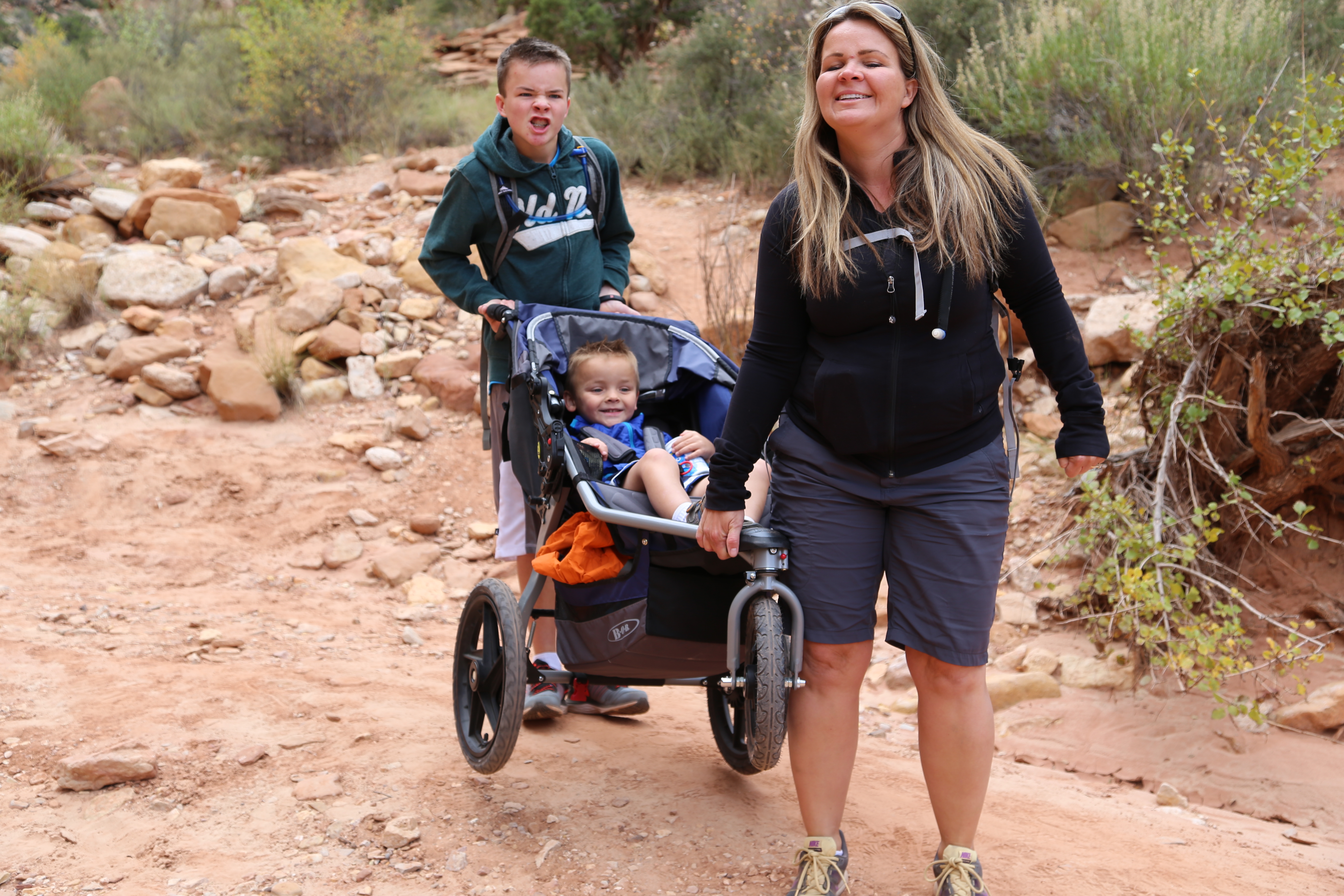 2015 Fall Break - Day 2 - Capitol Reef National Park (Grand Wash Narrows, Capitol Gorge (Petroglyphs, Narrows, Pioneer Register), Waterpocket Fold Drive (Notom-Bullfrog Road, Burr Trail Road), Hell's Backbone Grill (Boulder, Utah))