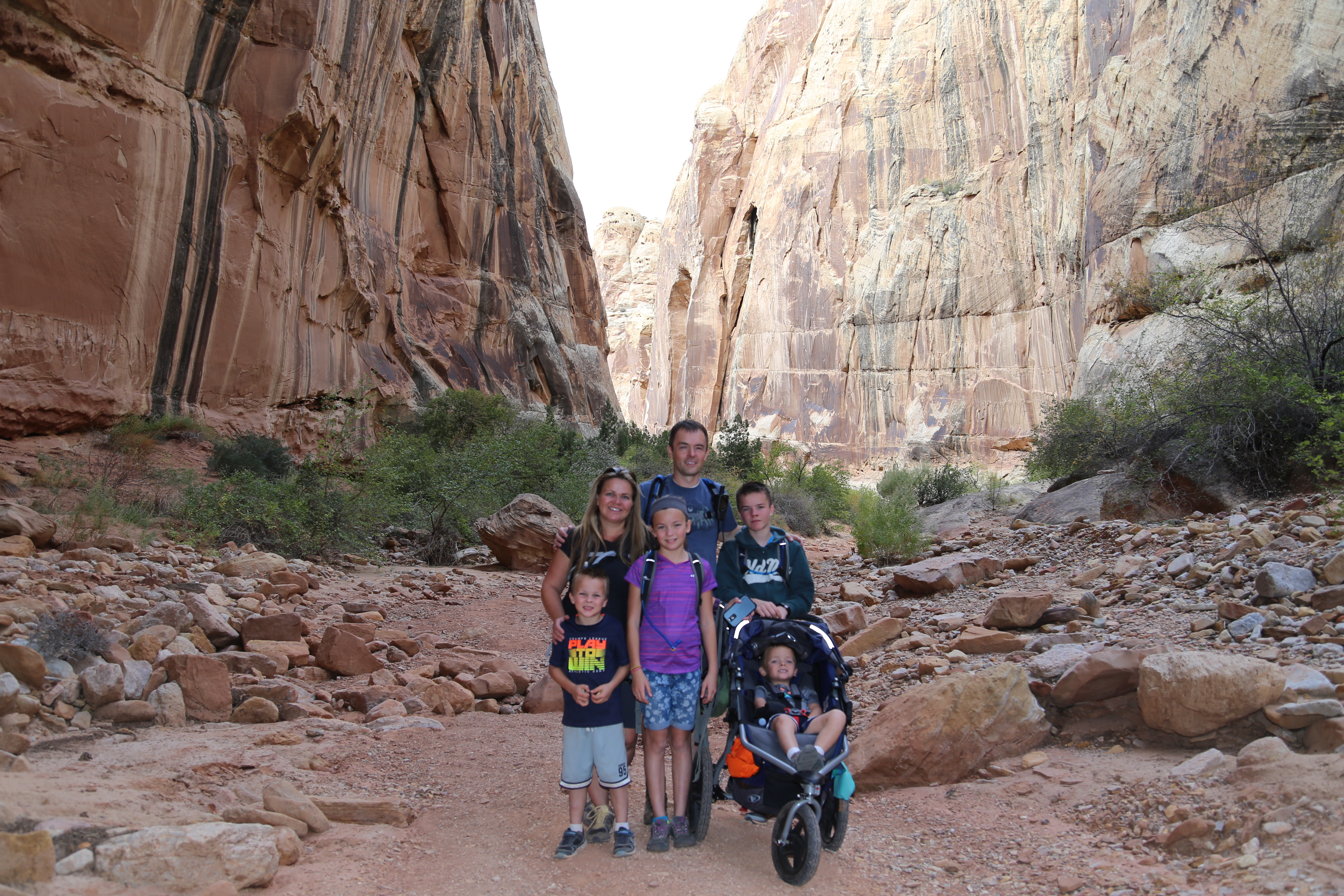 2015 Fall Break - Day 2 - Capitol Reef National Park (Grand Wash Narrows, Capitol Gorge (Petroglyphs, Narrows, Pioneer Register), Waterpocket Fold Drive (Notom-Bullfrog Road, Burr Trail Road), Hell's Backbone Grill (Boulder, Utah))