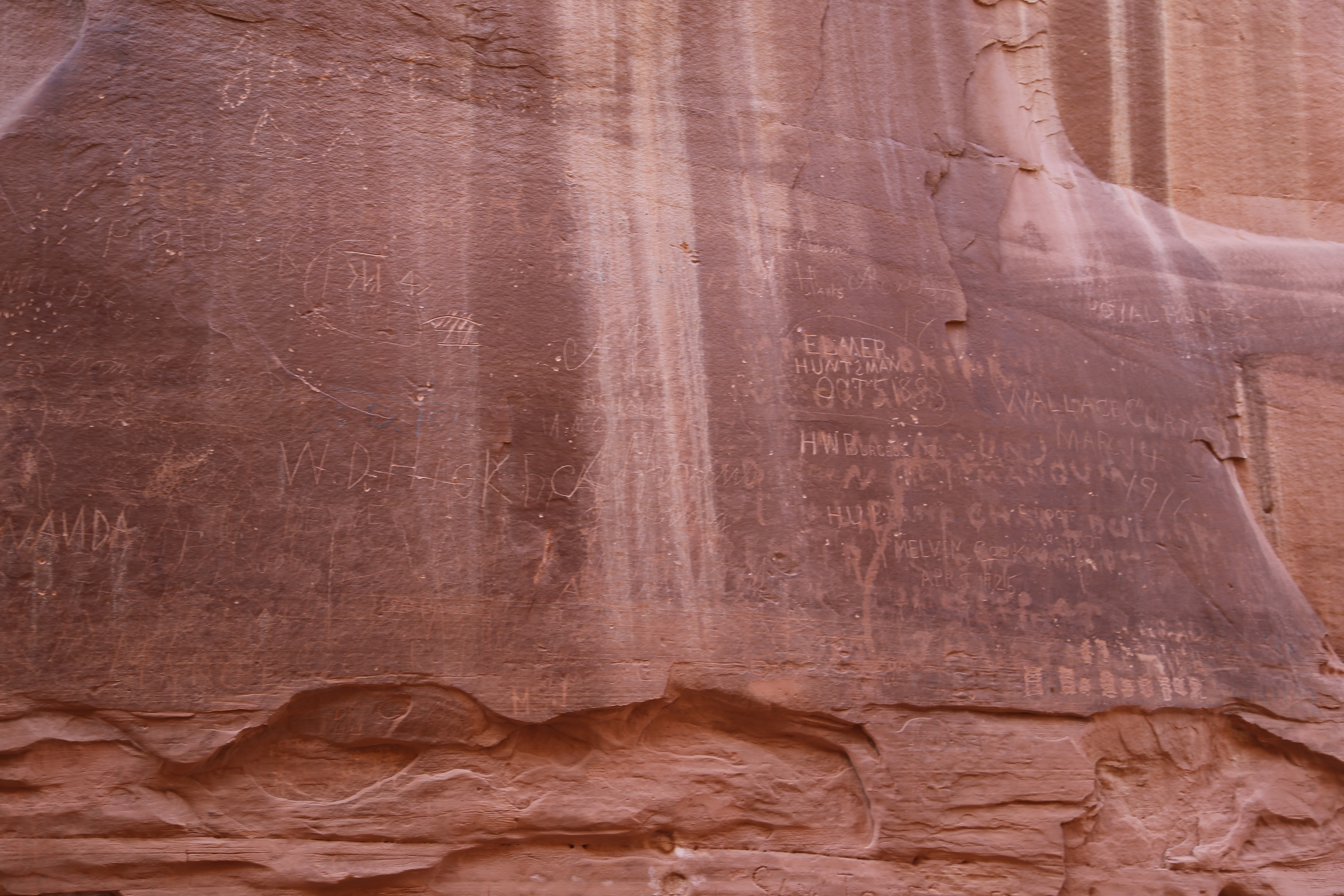 2015 Fall Break - Day 2 - Capitol Reef National Park (Grand Wash Narrows, Capitol Gorge (Petroglyphs, Narrows, Pioneer Register), Waterpocket Fold Drive (Notom-Bullfrog Road, Burr Trail Road), Hell's Backbone Grill (Boulder, Utah))