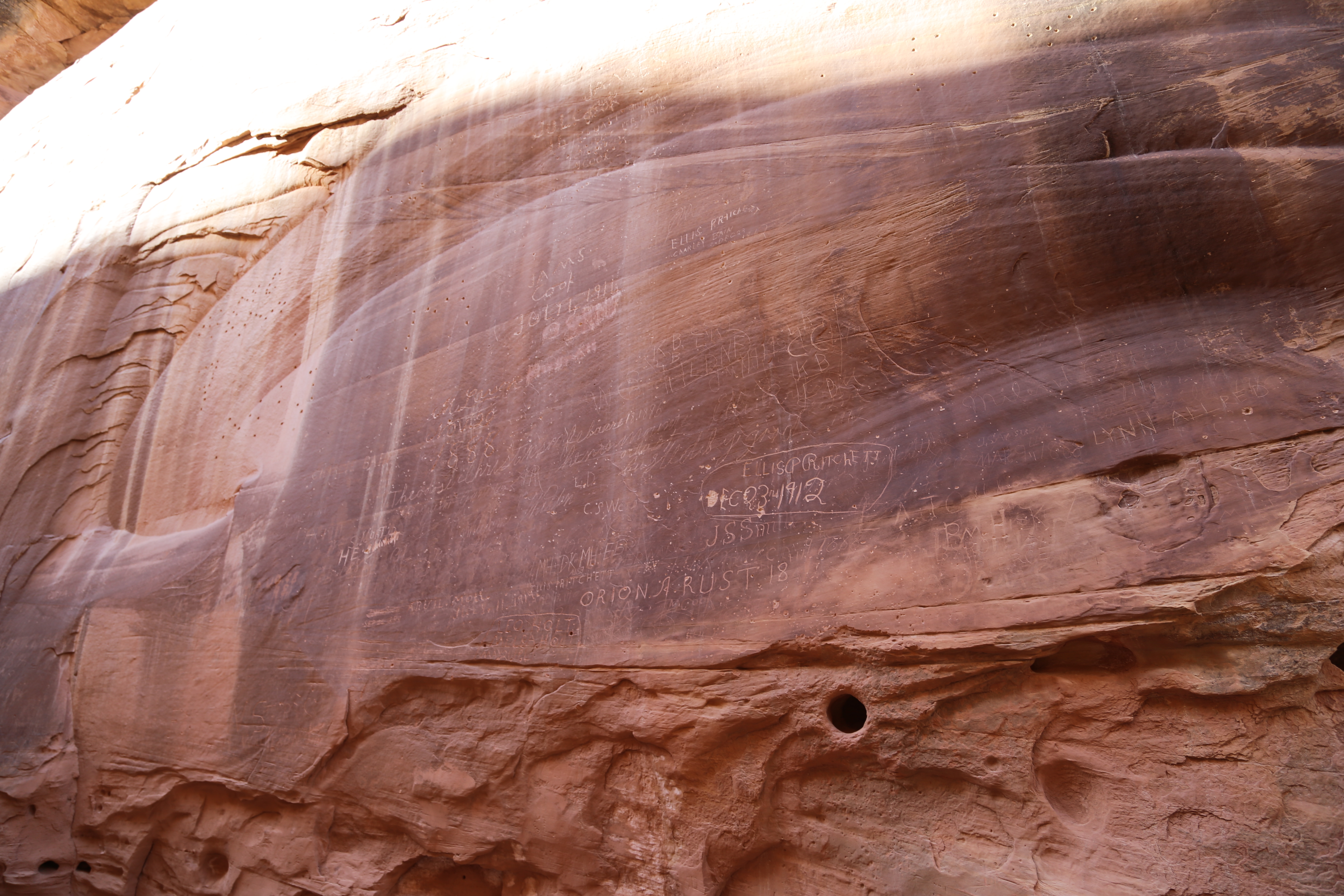 2015 Fall Break - Day 2 - Capitol Reef National Park (Grand Wash Narrows, Capitol Gorge (Petroglyphs, Narrows, Pioneer Register), Waterpocket Fold Drive (Notom-Bullfrog Road, Burr Trail Road), Hell's Backbone Grill (Boulder, Utah))