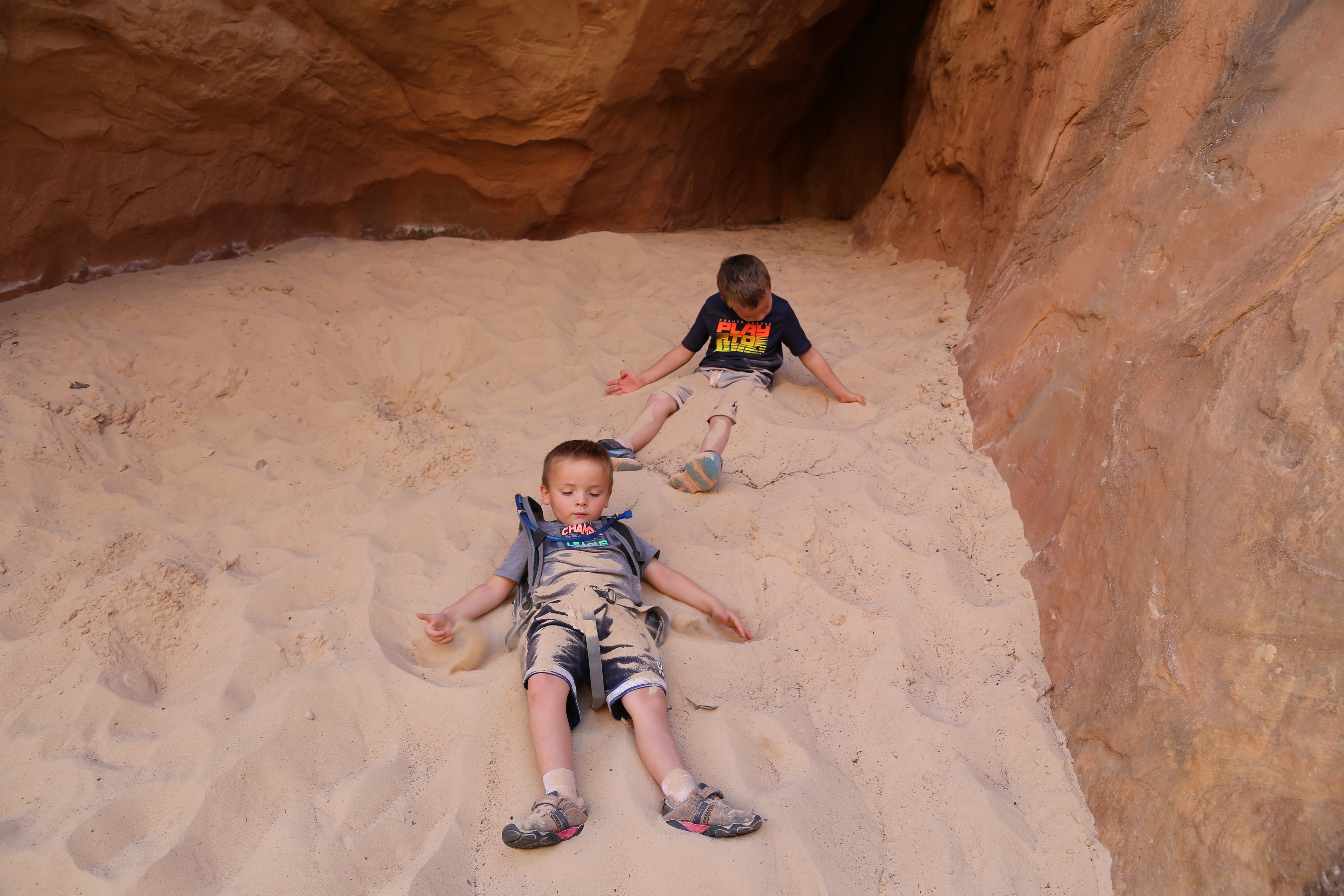 2015 Fall Break - Day 2 - Capitol Reef National Park (Grand Wash Narrows, Capitol Gorge (Petroglyphs, Narrows, Pioneer Register), Waterpocket Fold Drive (Notom-Bullfrog Road, Burr Trail Road), Hell's Backbone Grill (Boulder, Utah))