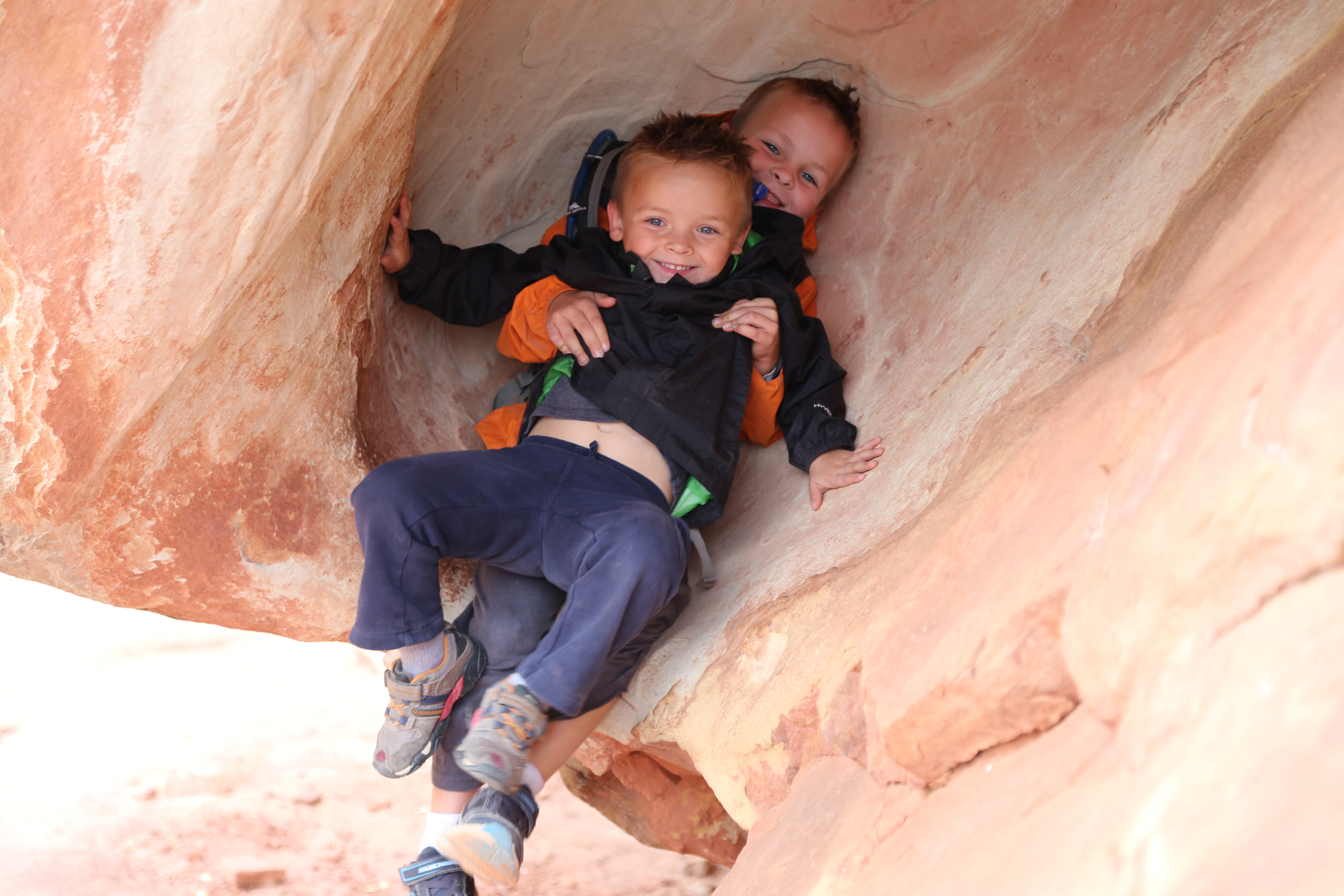 2015 Fall Break - Day 3 - Capitol Reef National Park (Gifford House Pies, Hickman Bridge Arch, Snakes Alive!, Picking Apples in the Fruita Pioneer Orchards, Goosenecks Overlook, Panorama Point), Eating Rattlesnakes at Cafe Diablo (Torrey, Utah)